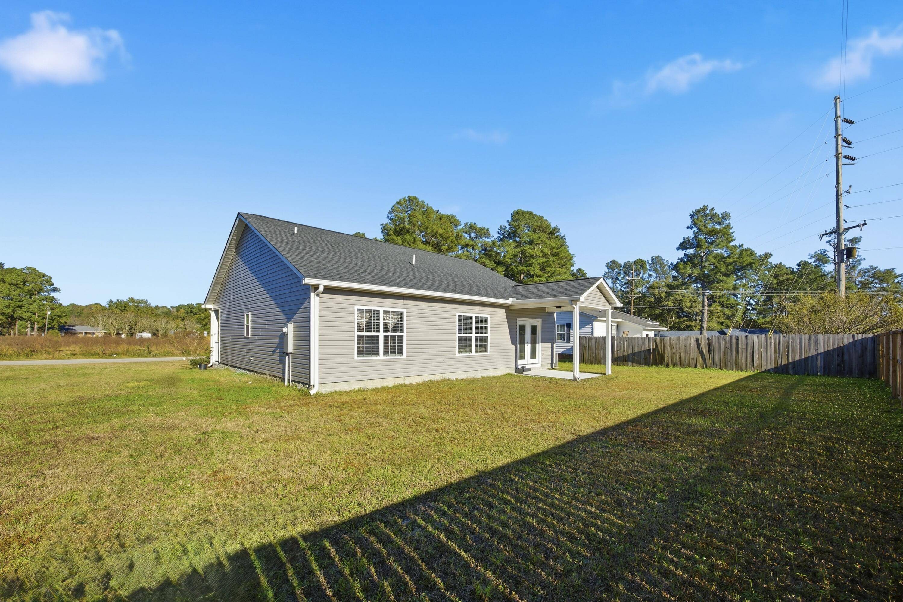Saint George, SC 29477,103 Sharon Ln