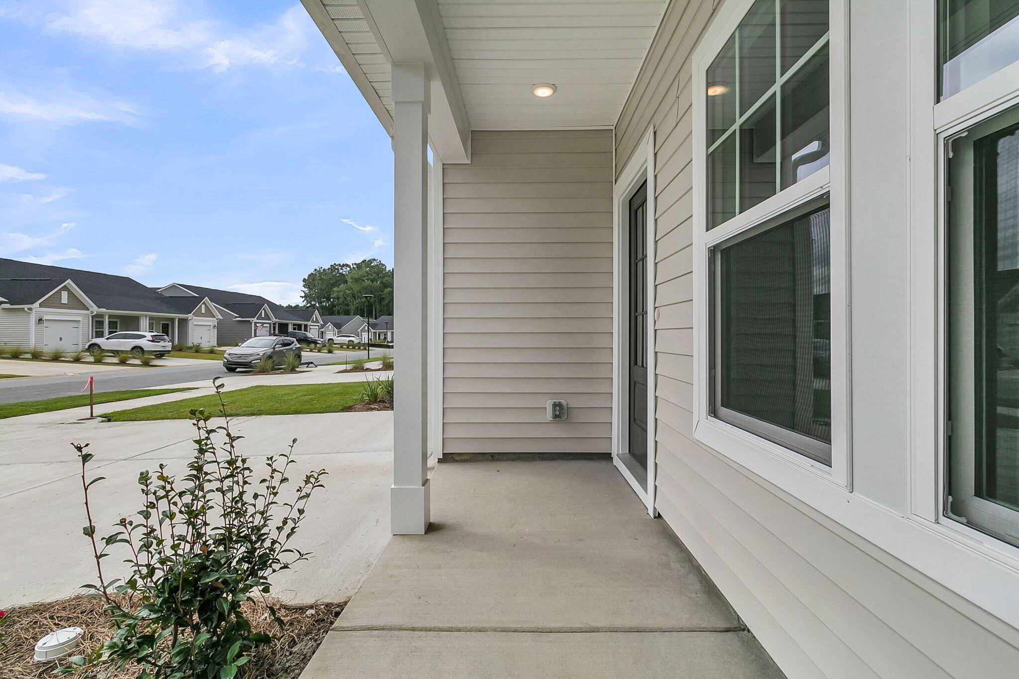 Summerville, SC 29486,950 Dusk Dr