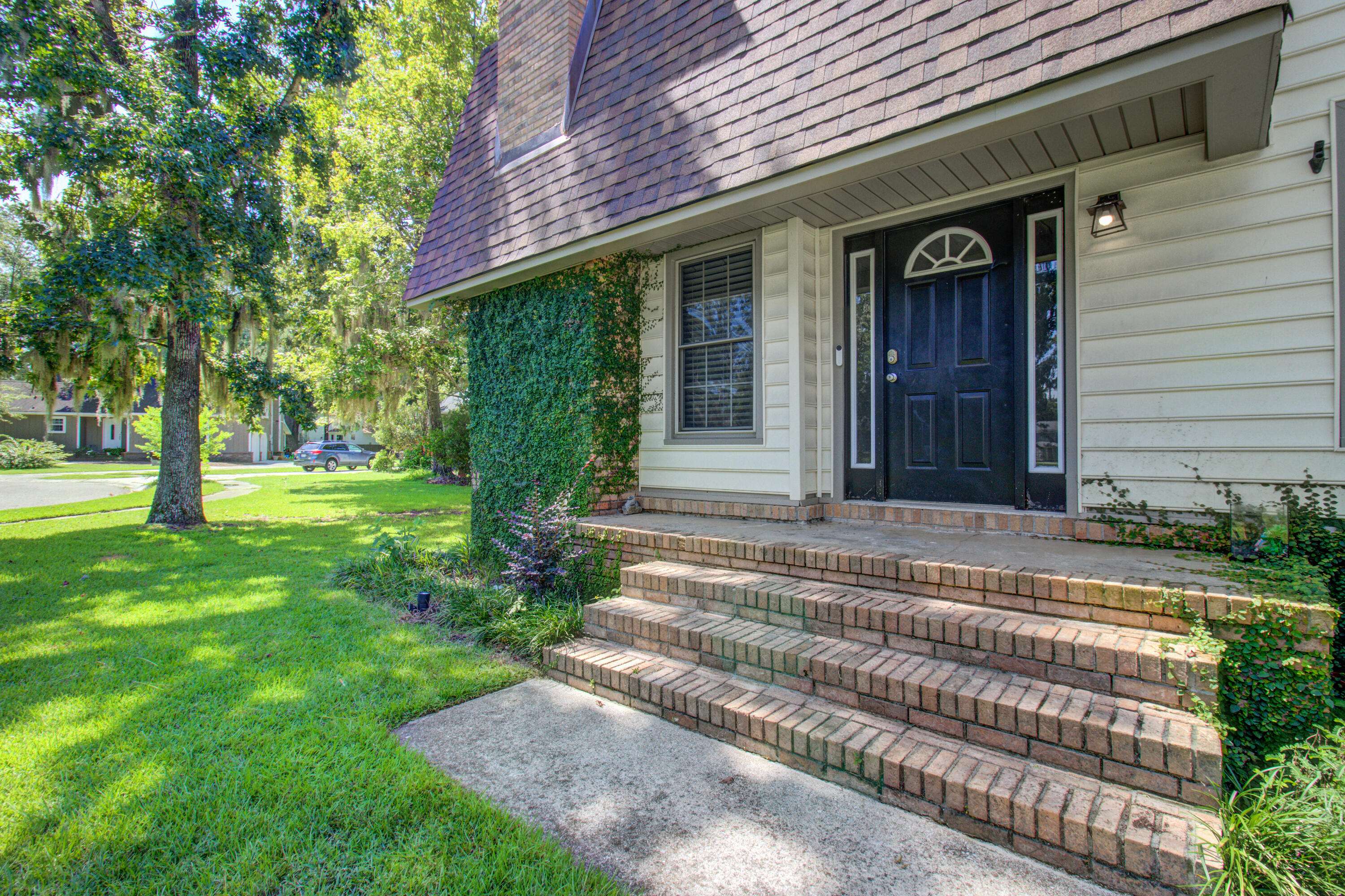 Summerville, SC 29485,100 Cobley Pl