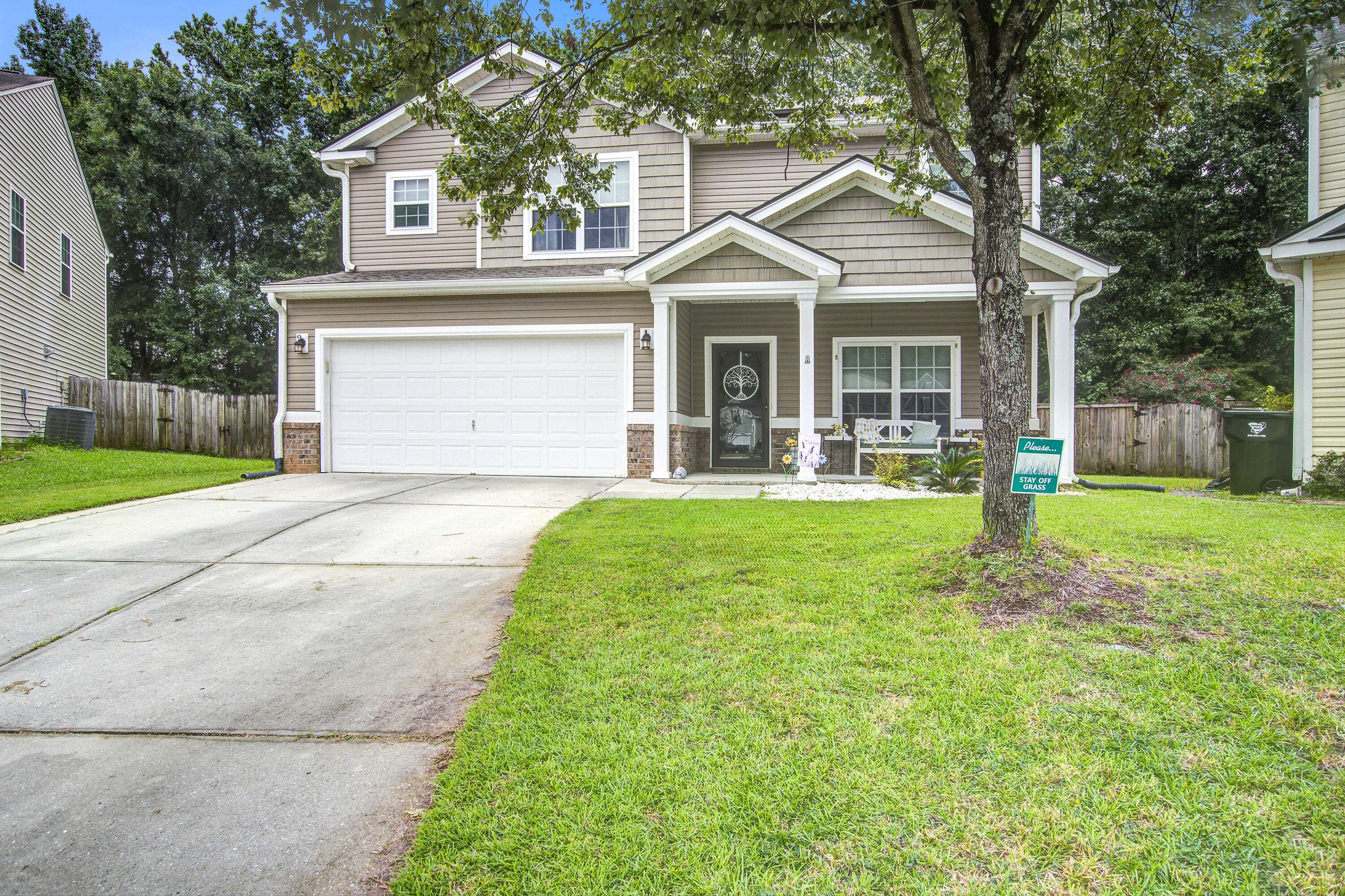 Summerville, SC 29485,208 Willet Dr