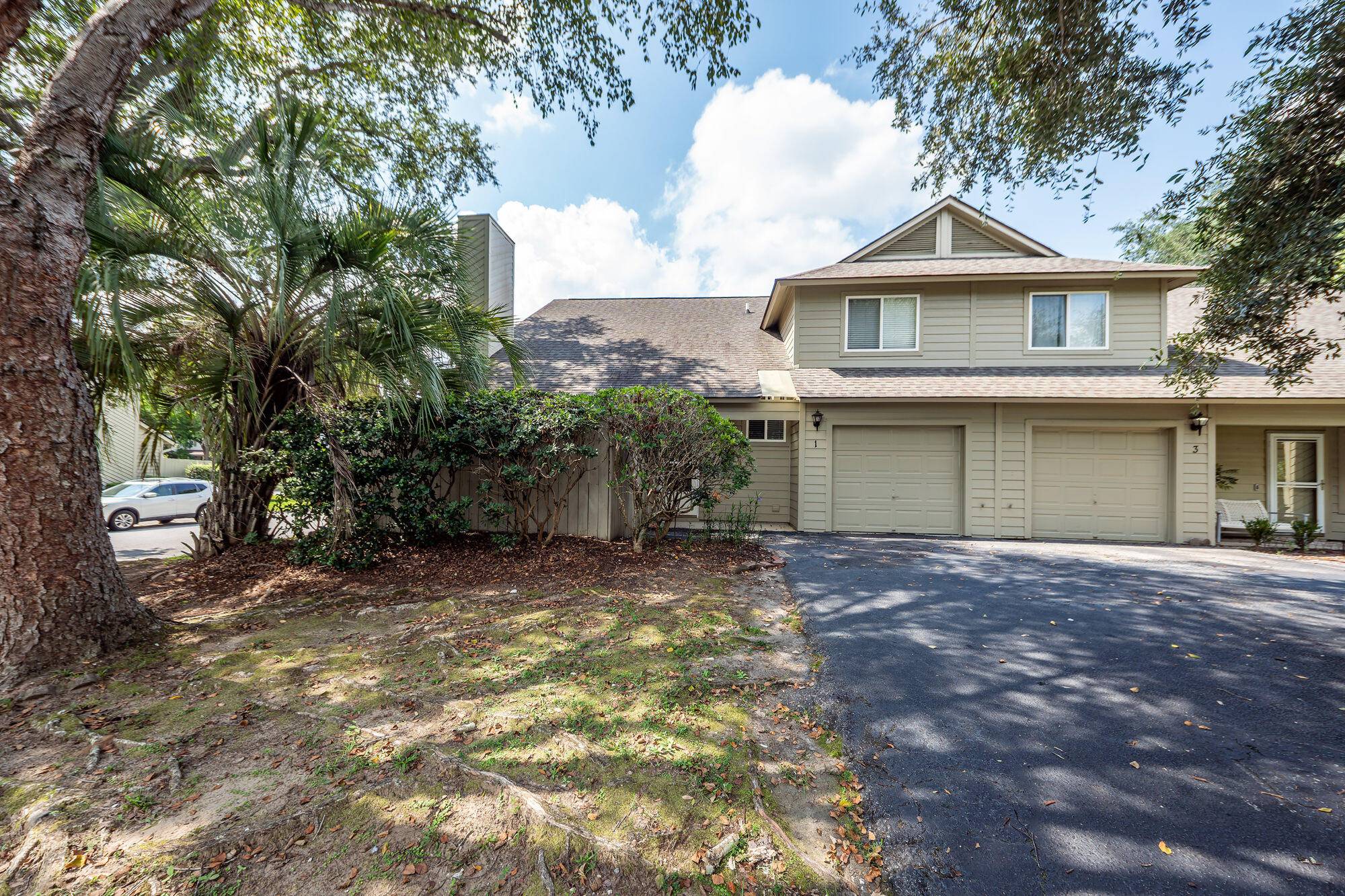 Charleston, SC 29412,1 Maplecrest Dr