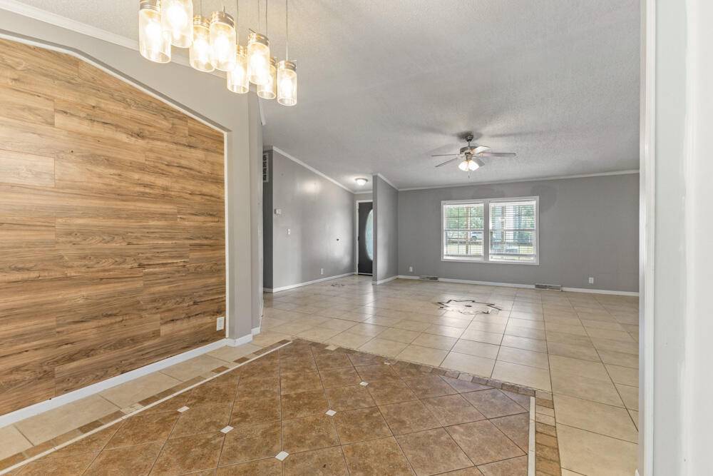 Summerville, SC 29483,250 W Medina St