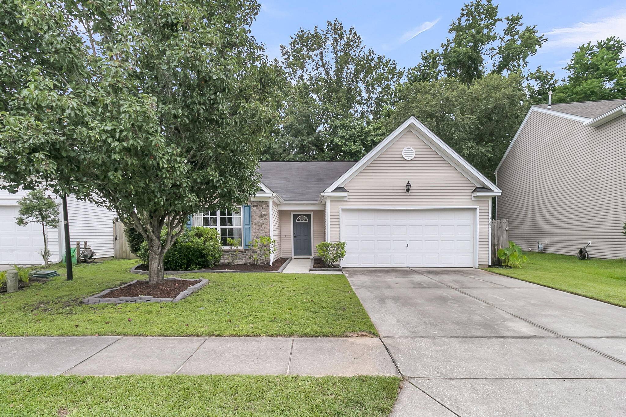 Summerville, SC 29485,5009 Whitfield Ct