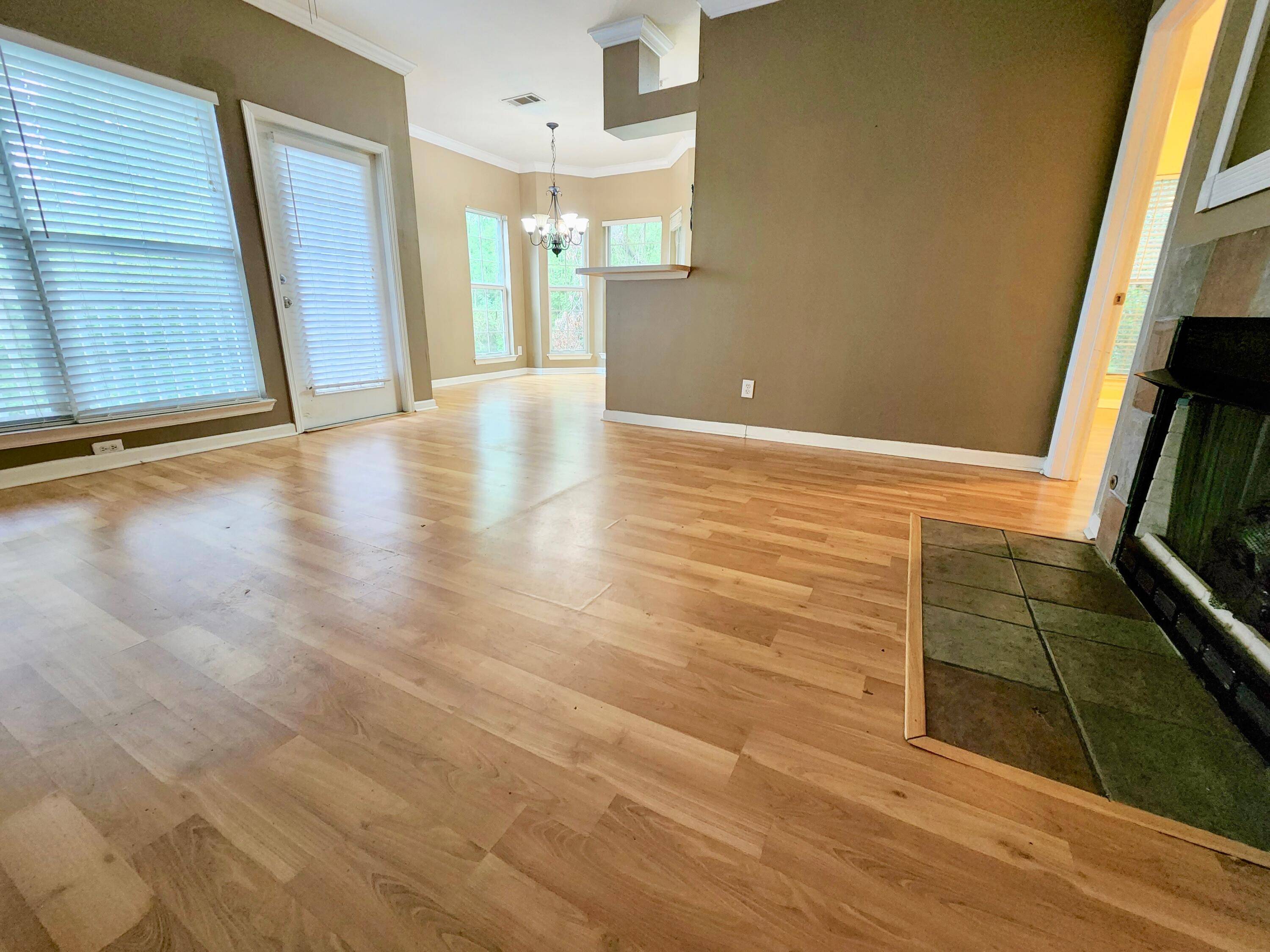 Charleston, SC 29412,700 Daniel Ellis Drive #14208