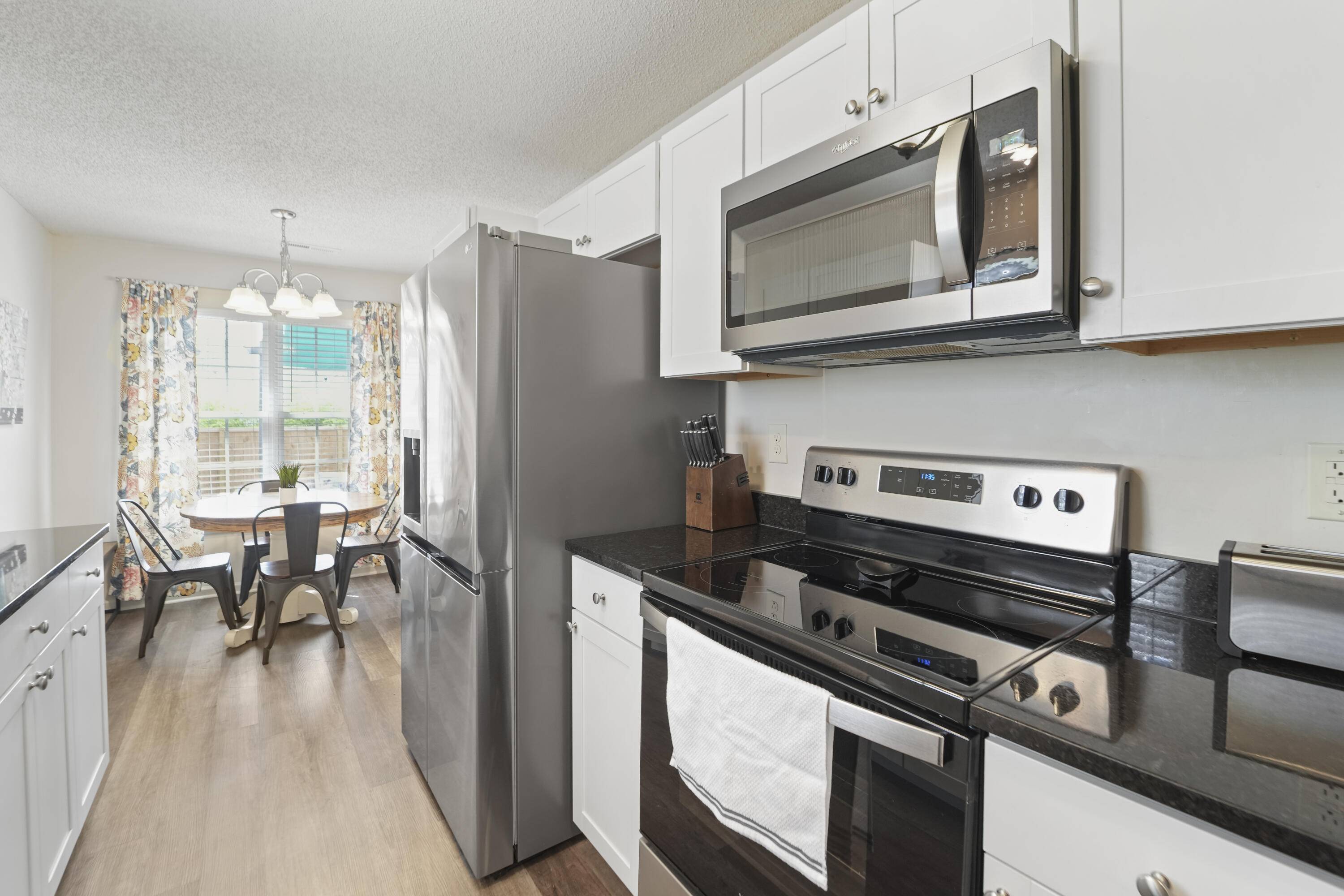 North Charleston, SC 29418,5095 Westview St