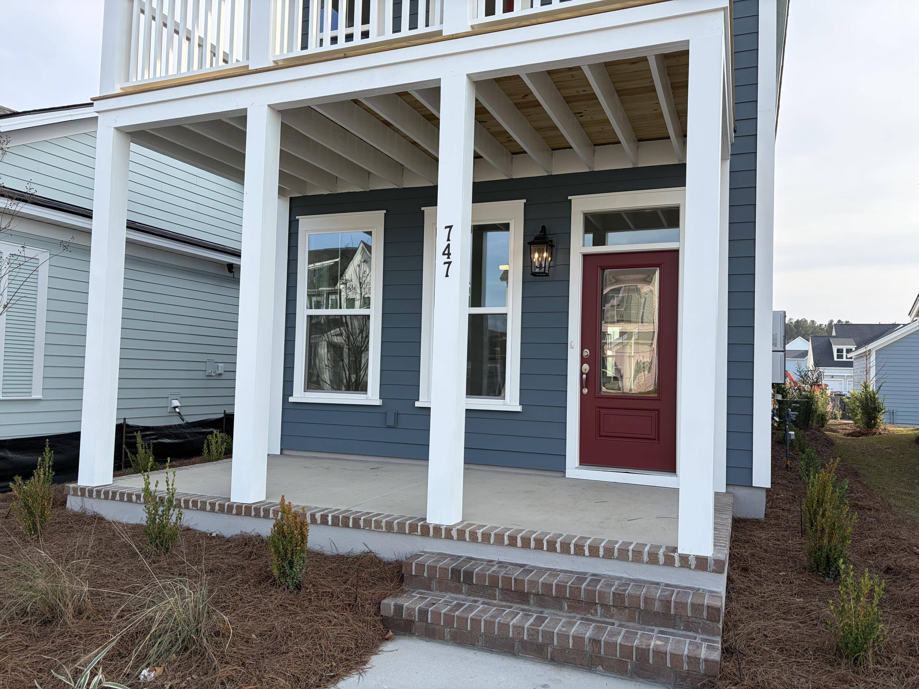 Summerville, SC 29486,747 Blueway Ave