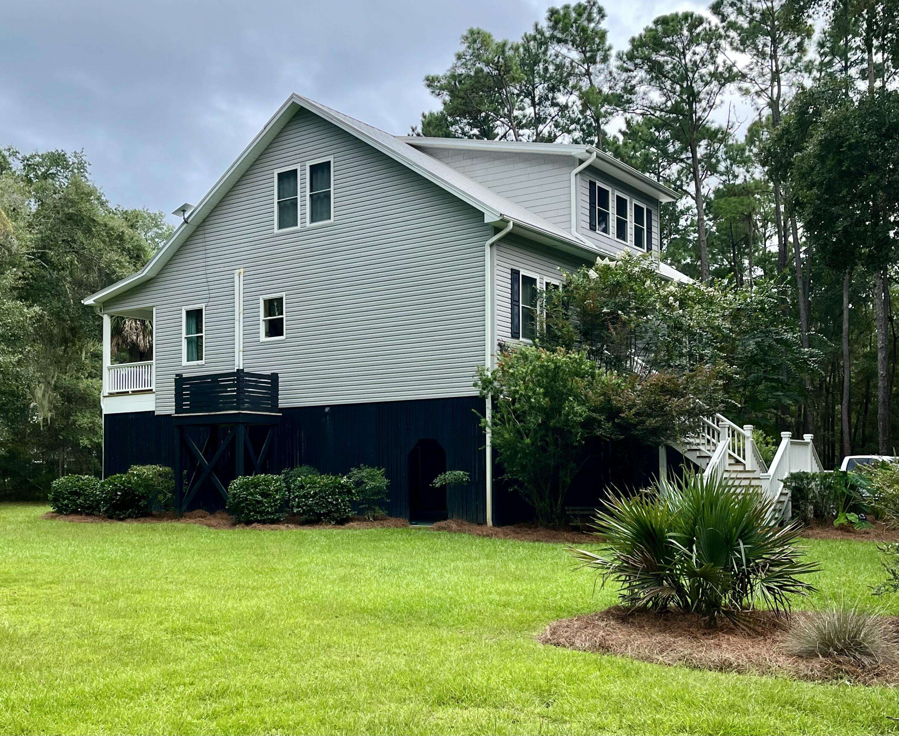 Edisto Island, SC 29438,861 Edding Creek Dr