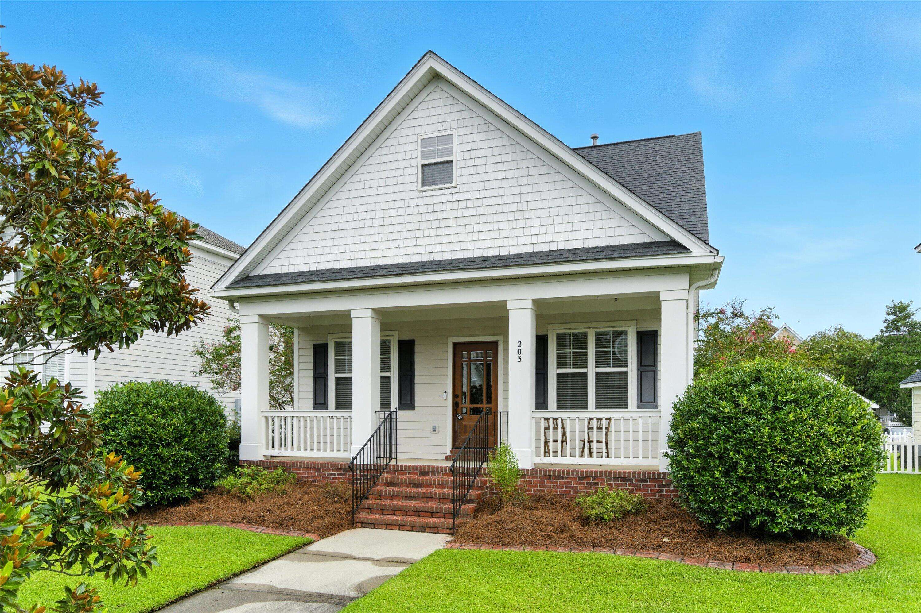 Summerville, SC 29483,203 Hydrangea St