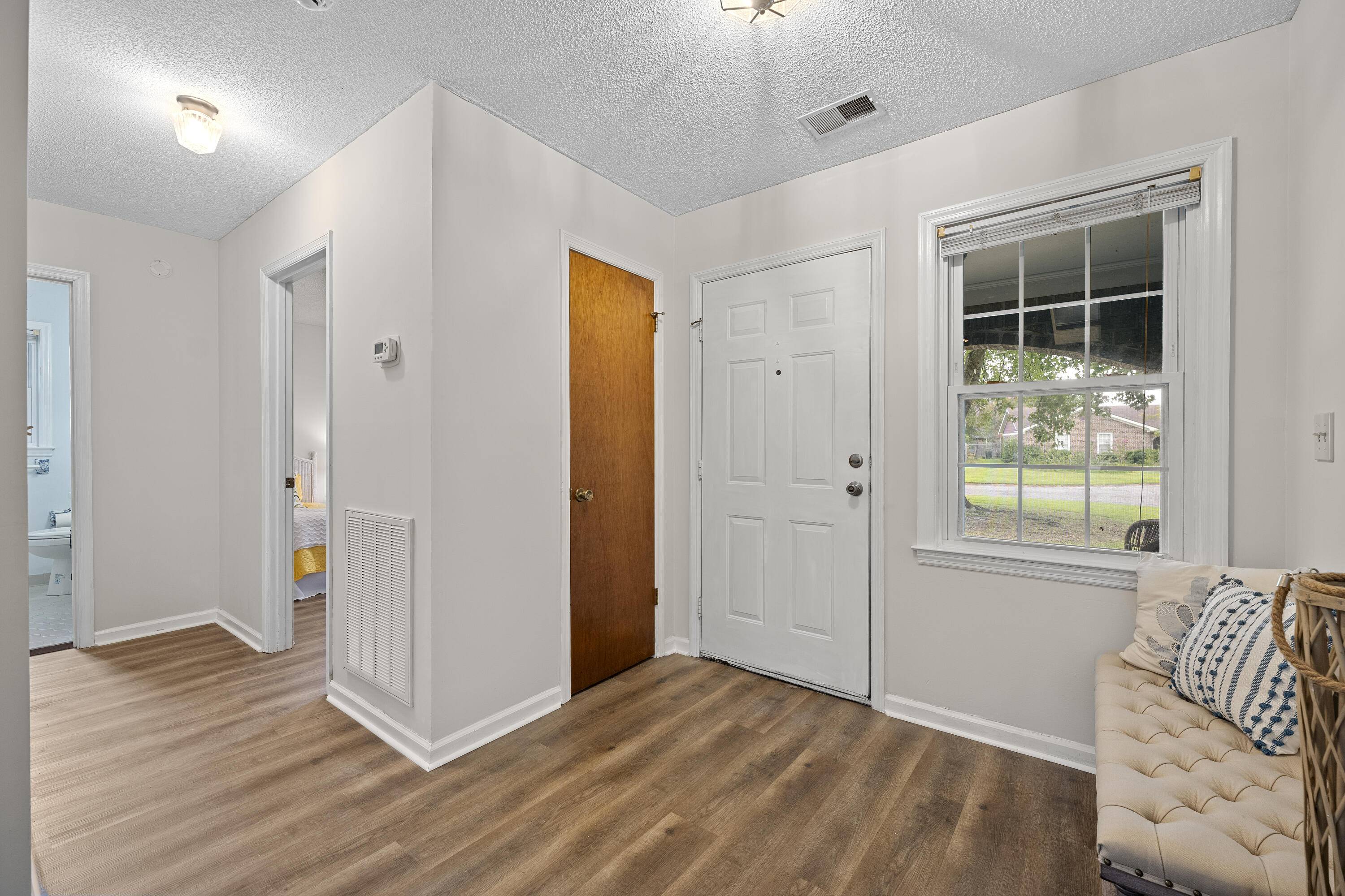 Summerville, SC 29486,414 Indian Dr