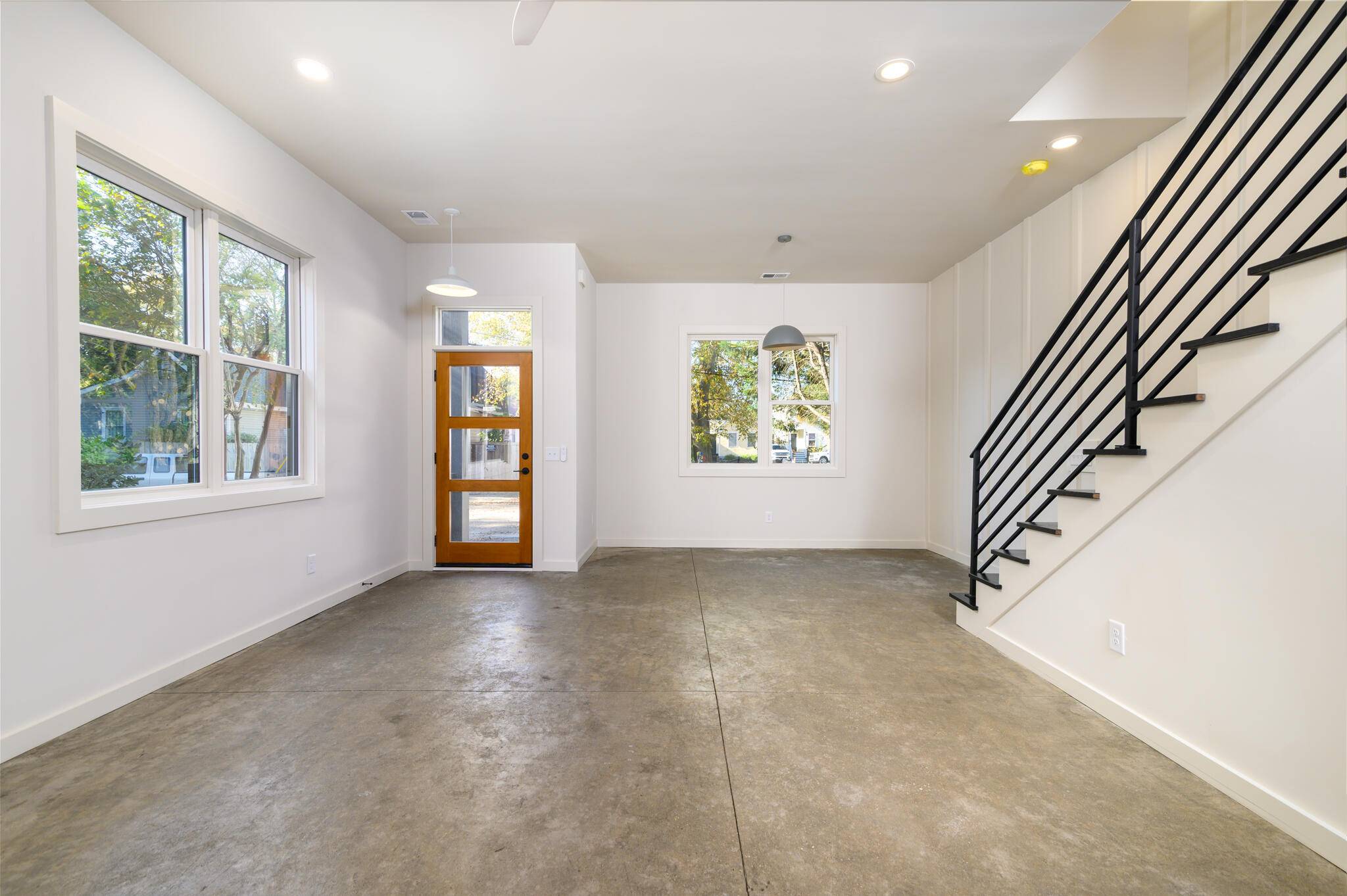 Charleston, SC 29403,6 F St