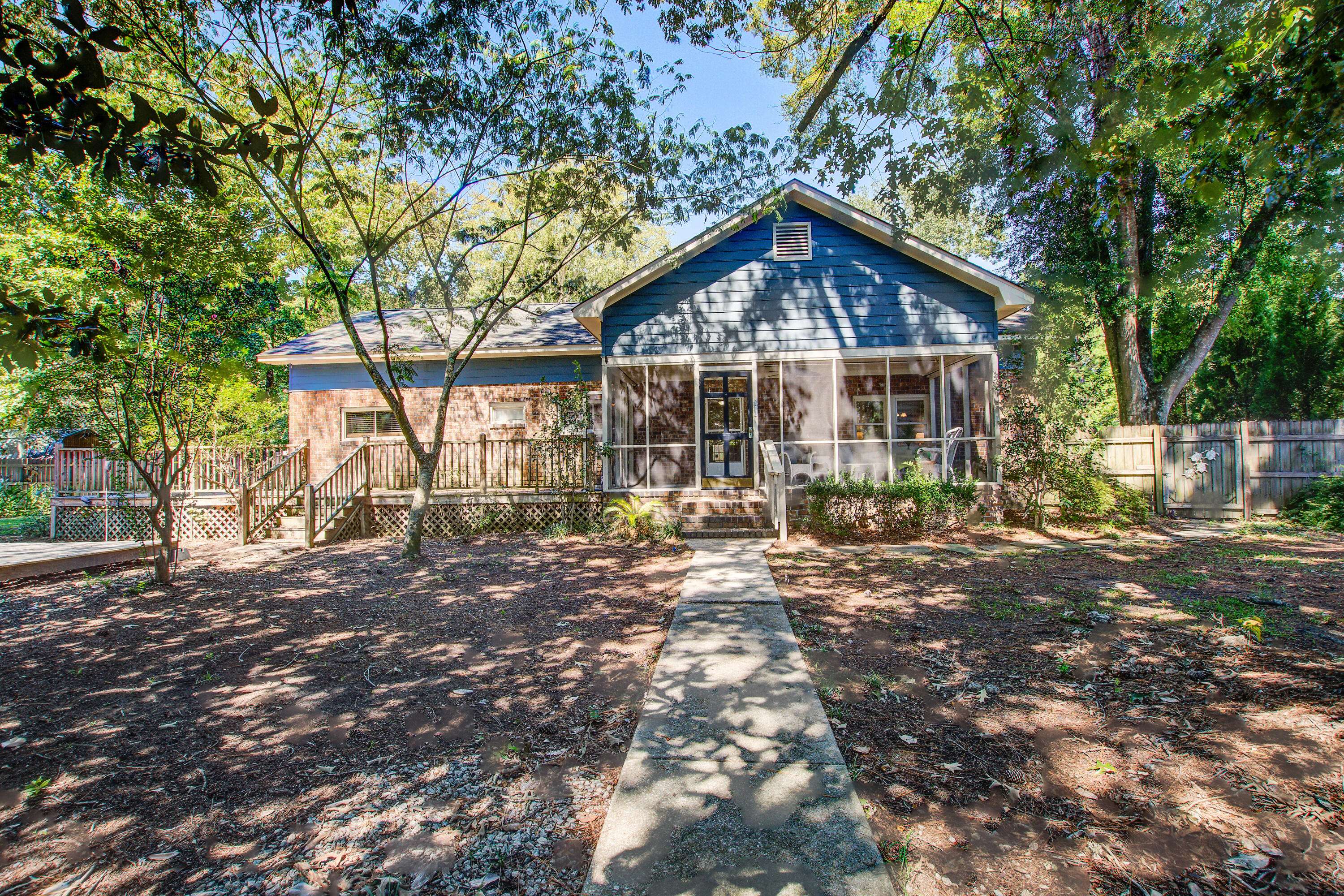 Summerville, SC 29485,101 Lee St