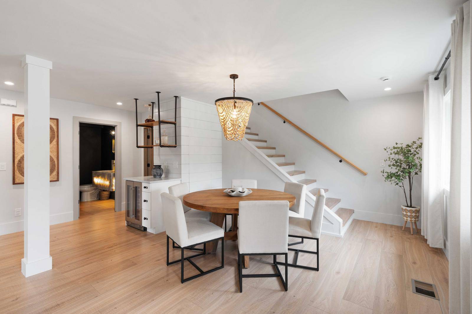 Charleston, SC 29403,79 Hester St