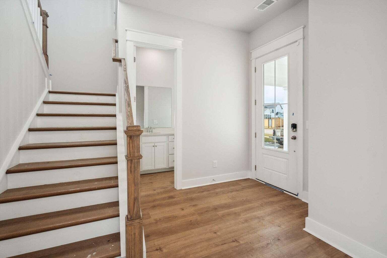 Summerville, SC 29486,262 Denham St