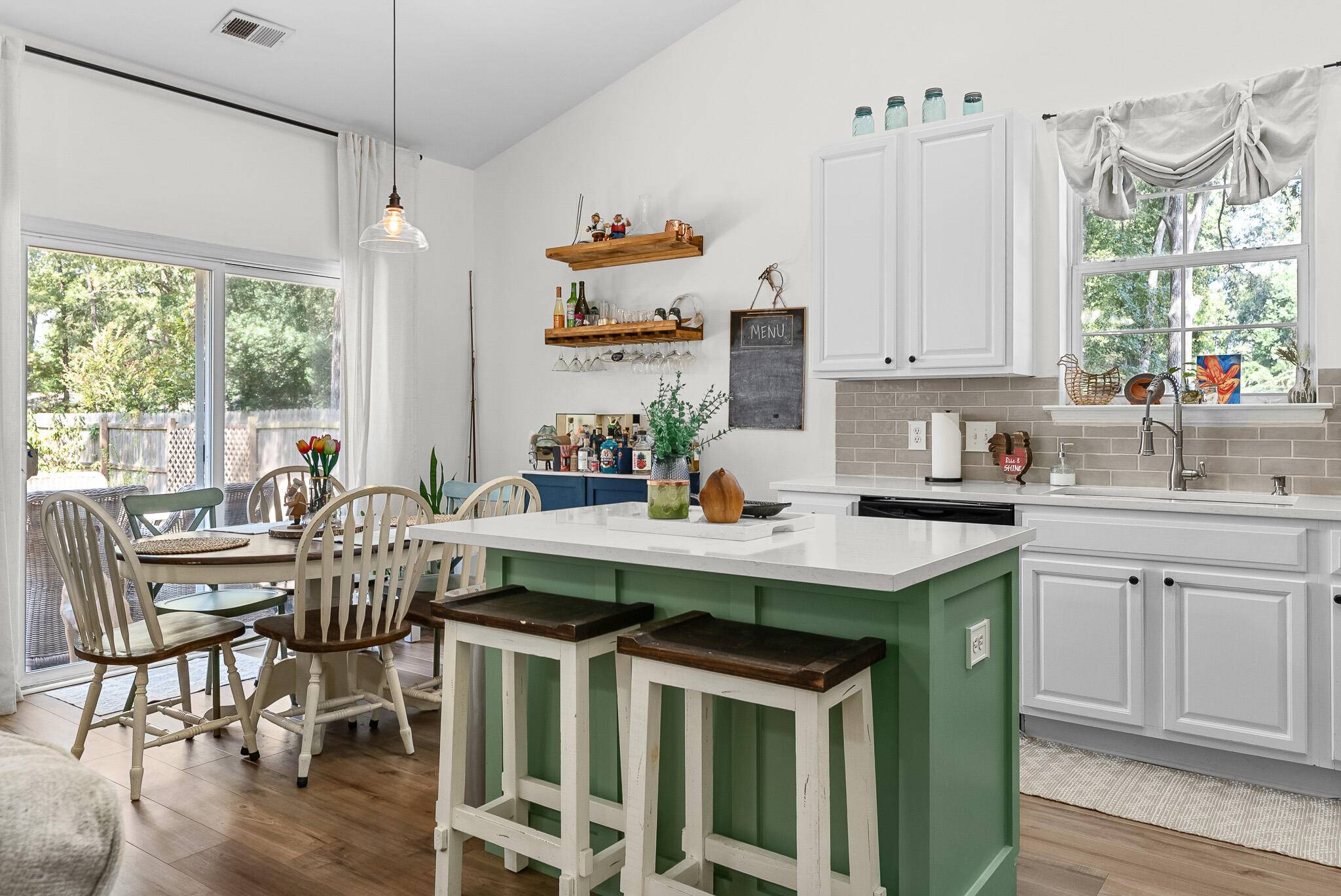 North Charleston, SC 29406,8759 Jessica Ct