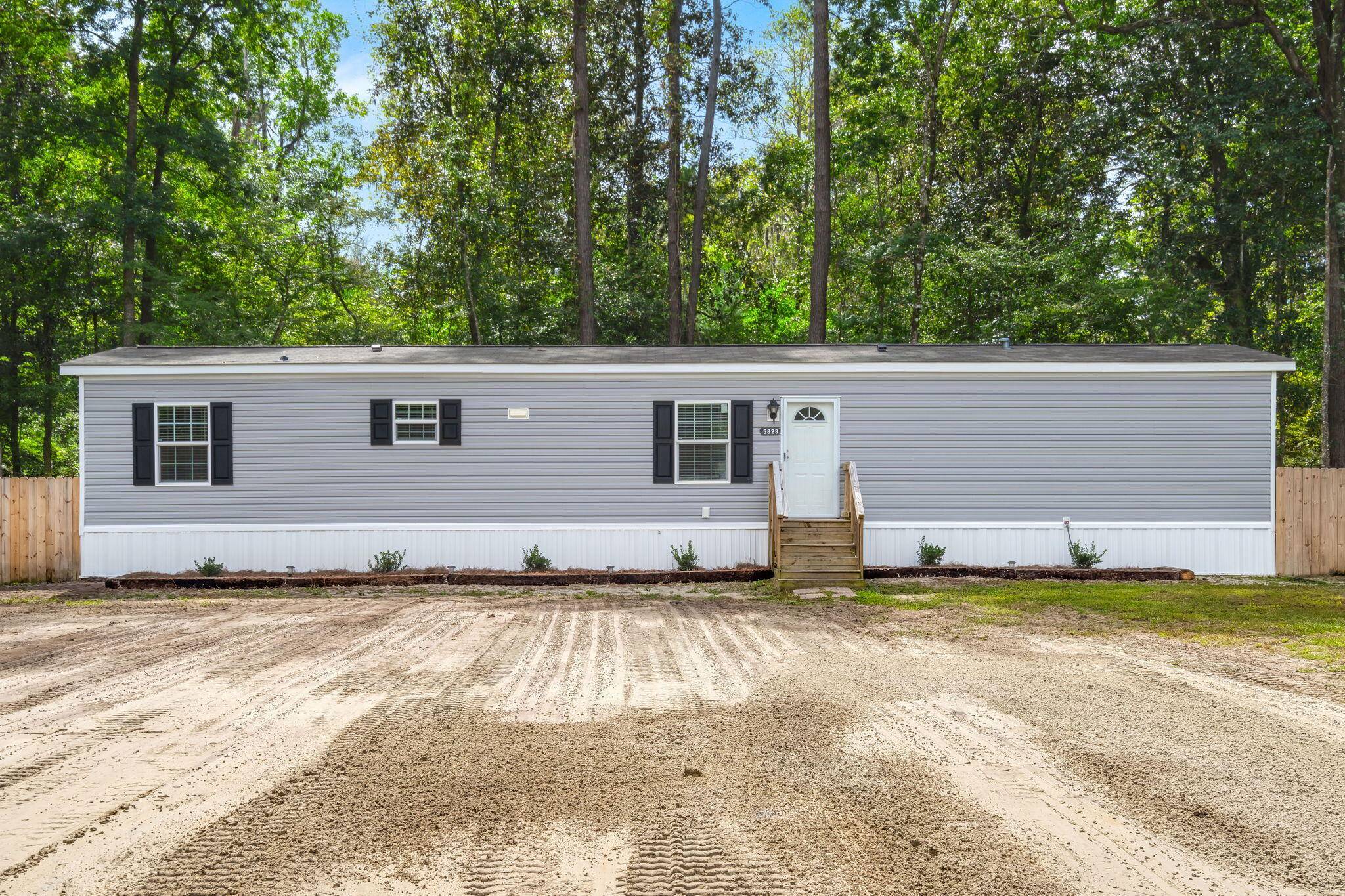 Ravenel, SC 29470,5823 Glifton Ave