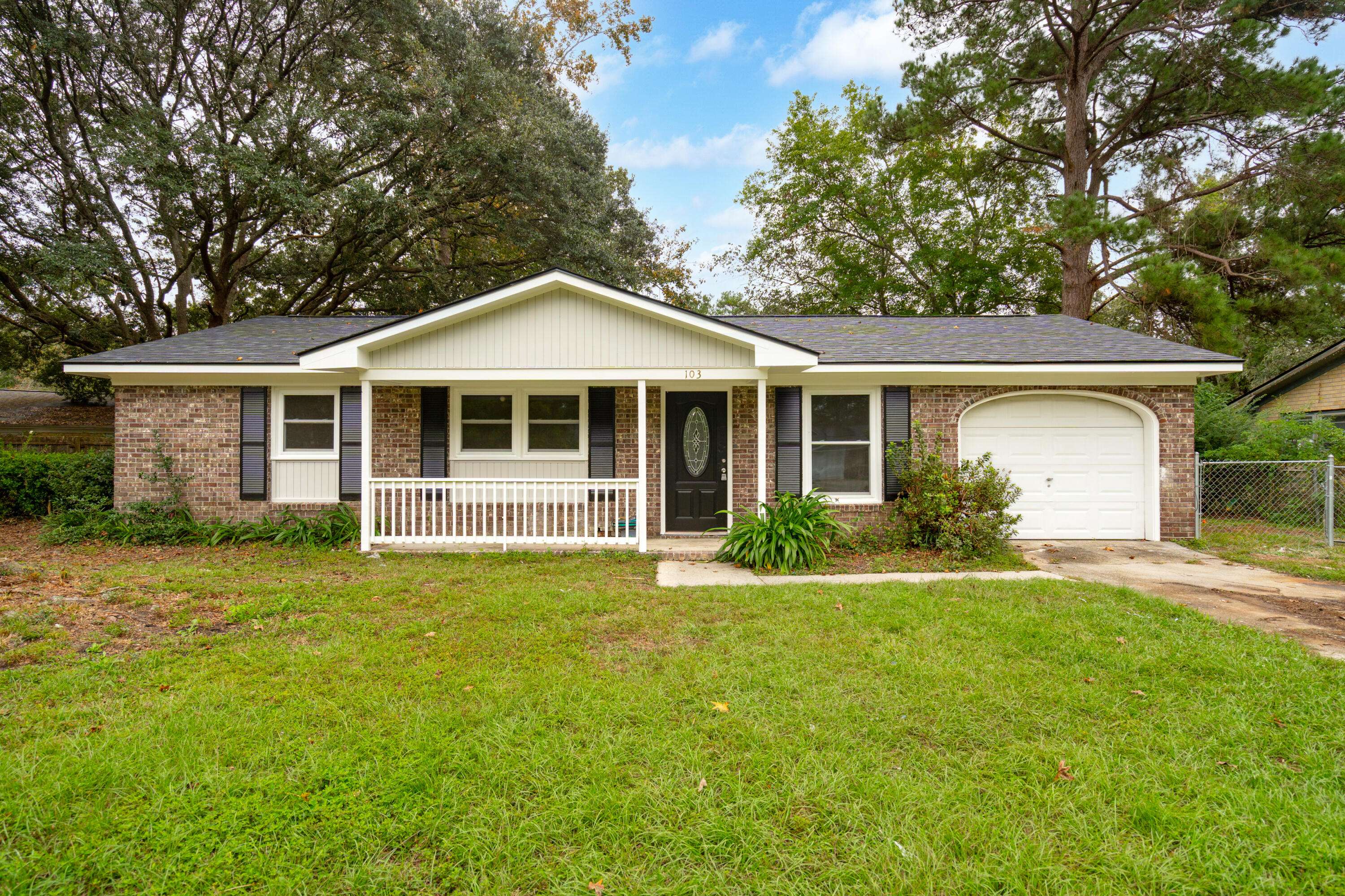 Summerville, SC 29485,103 Peake Ln