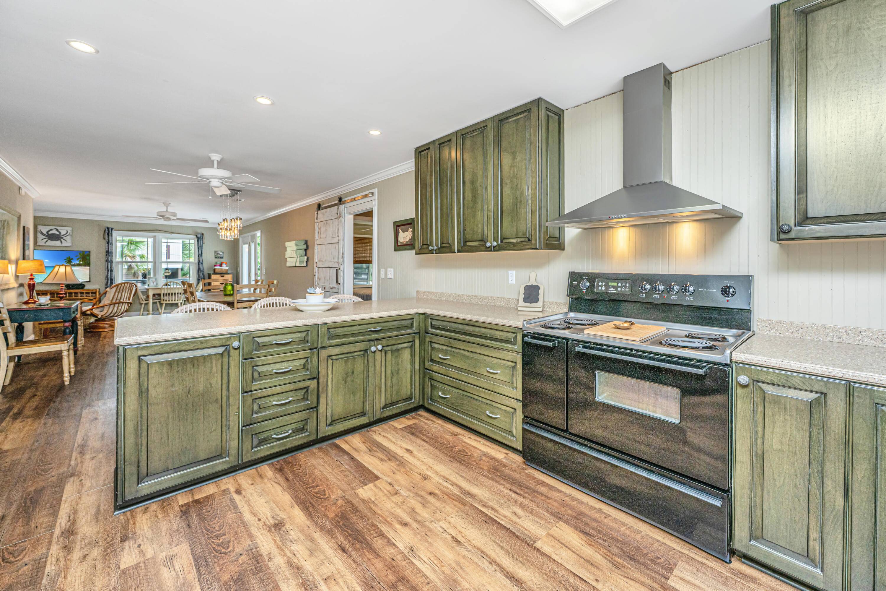 Edisto Beach, SC 29438,1512 Dorothy St