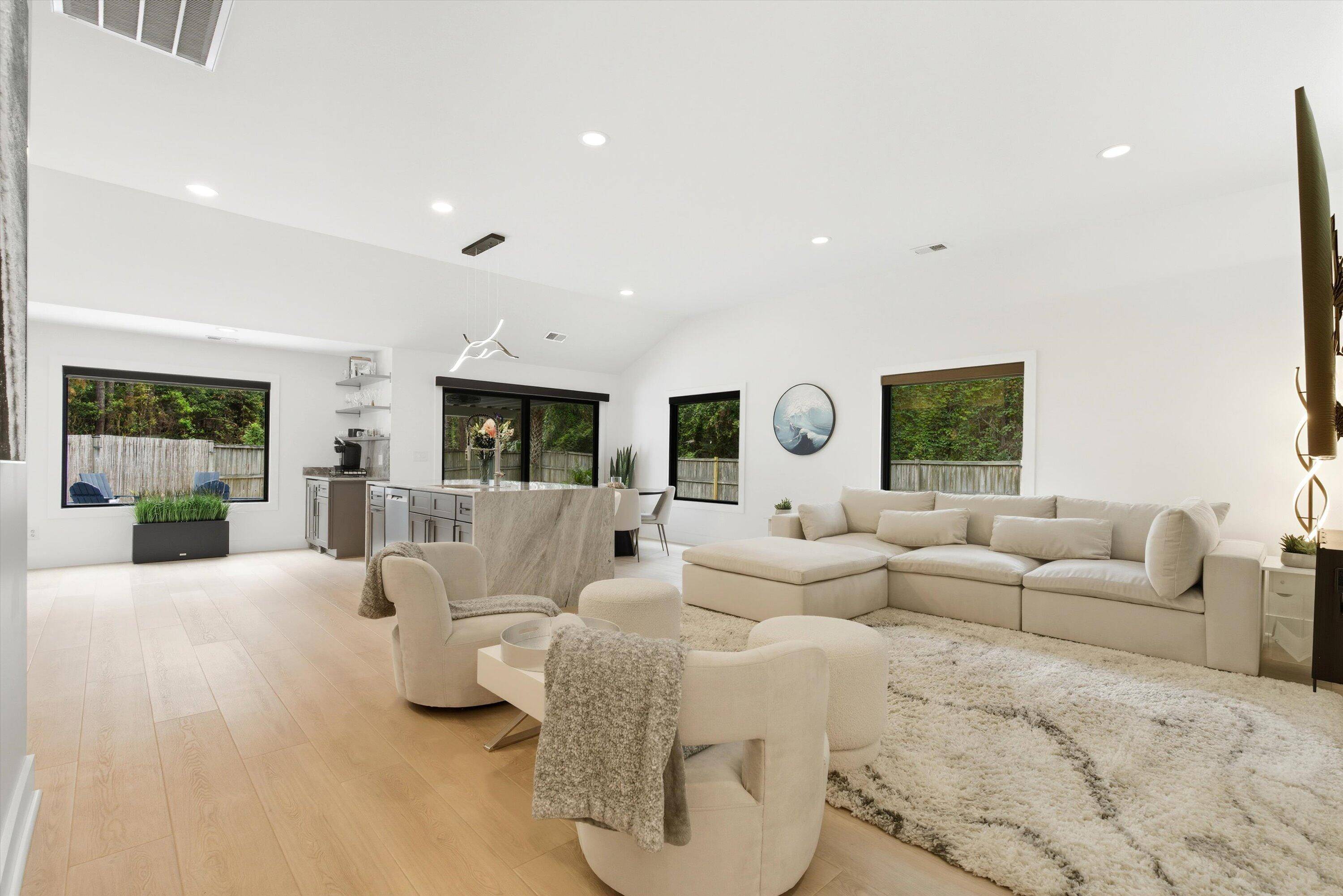 Mount Pleasant, SC 29466,4061 Harleston Green Ln