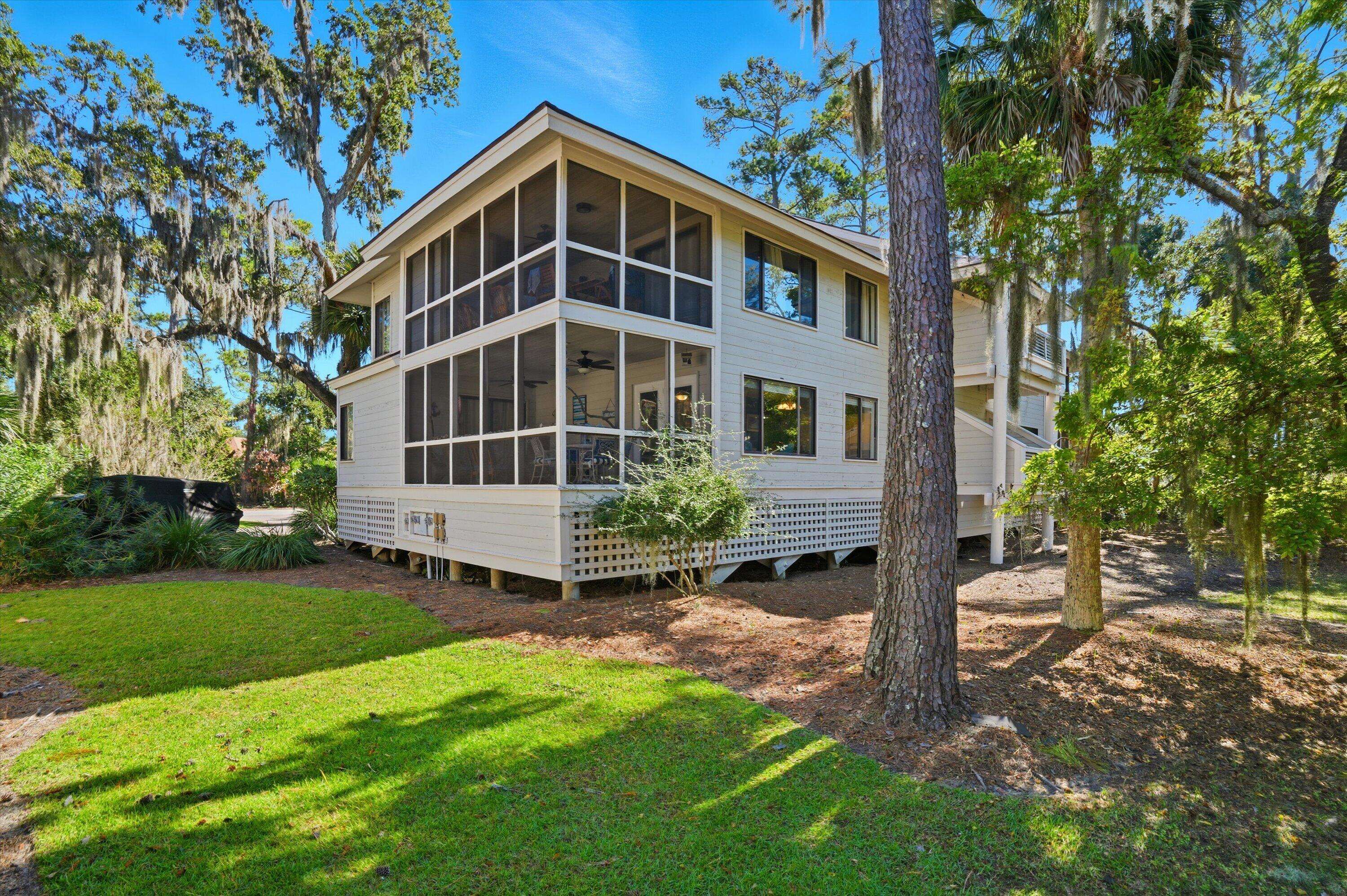 Edisto Beach, SC 29438,857 Club Cottage Rd