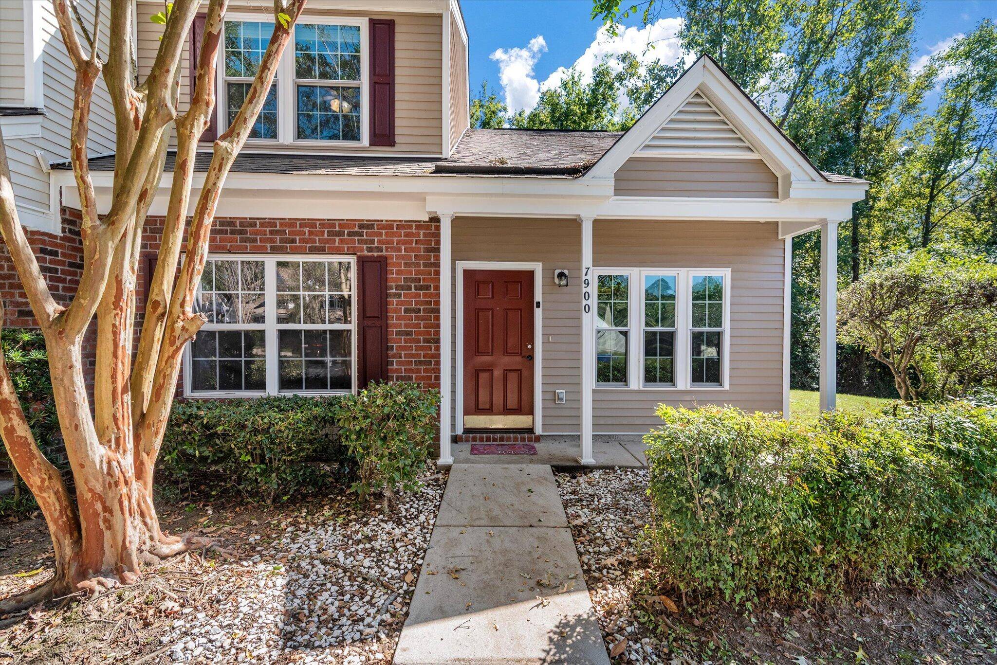 North Charleston, SC 29406,7900 Shadow Oak Dr