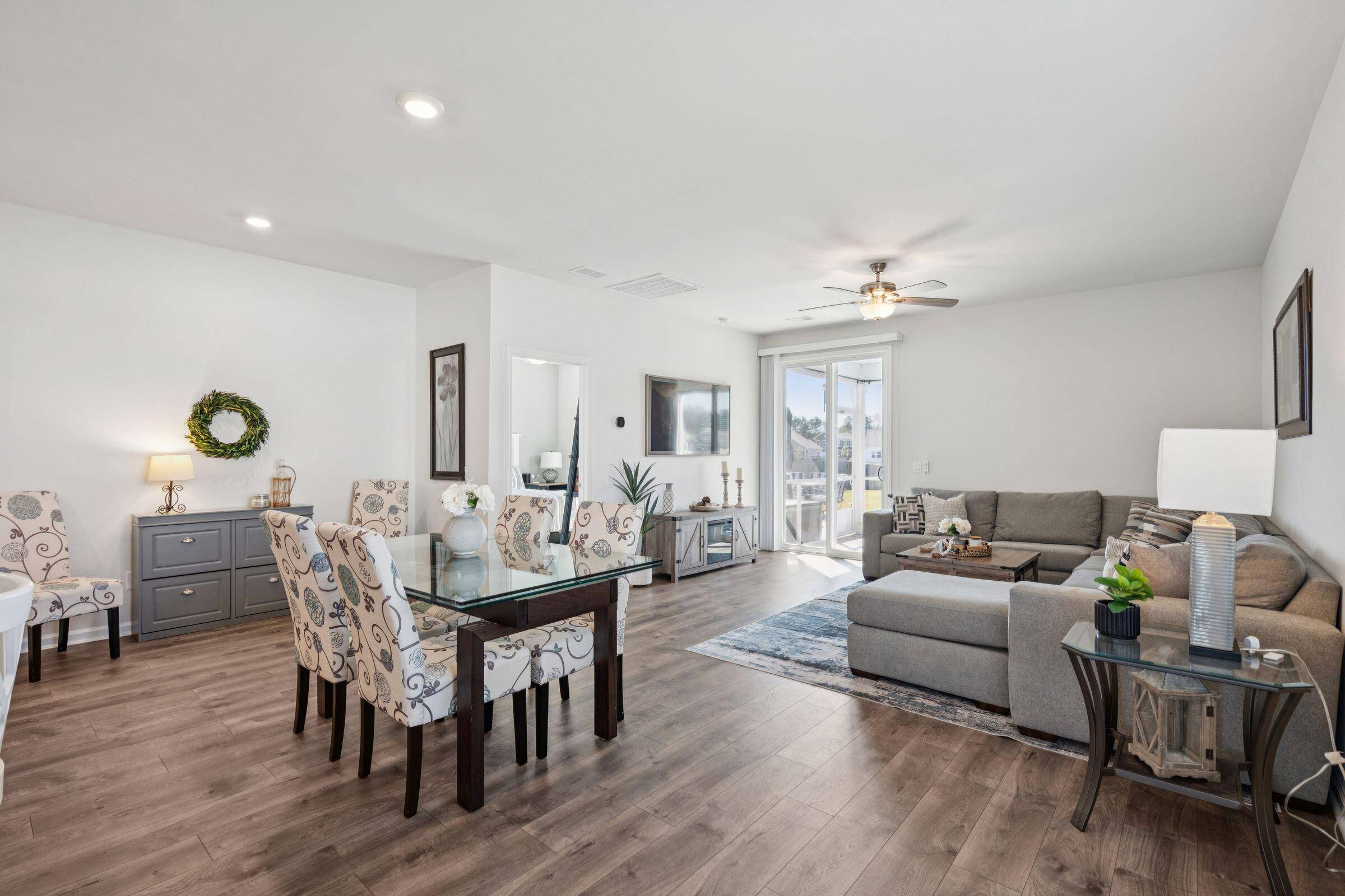 Huger, SC 29450,223 Silver Creek Dr