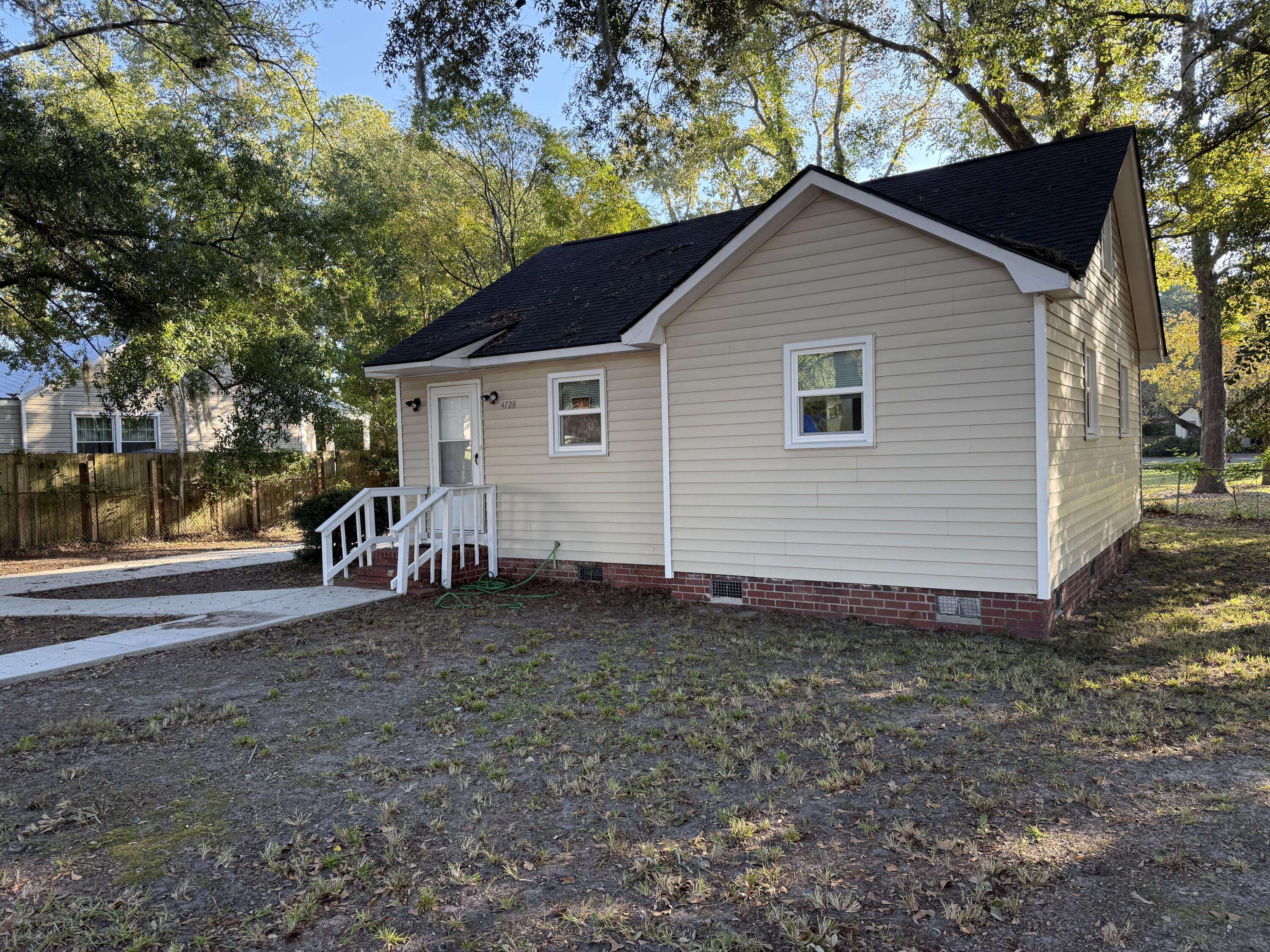 North Charleston, SC 29405,4728 Mixson Ave