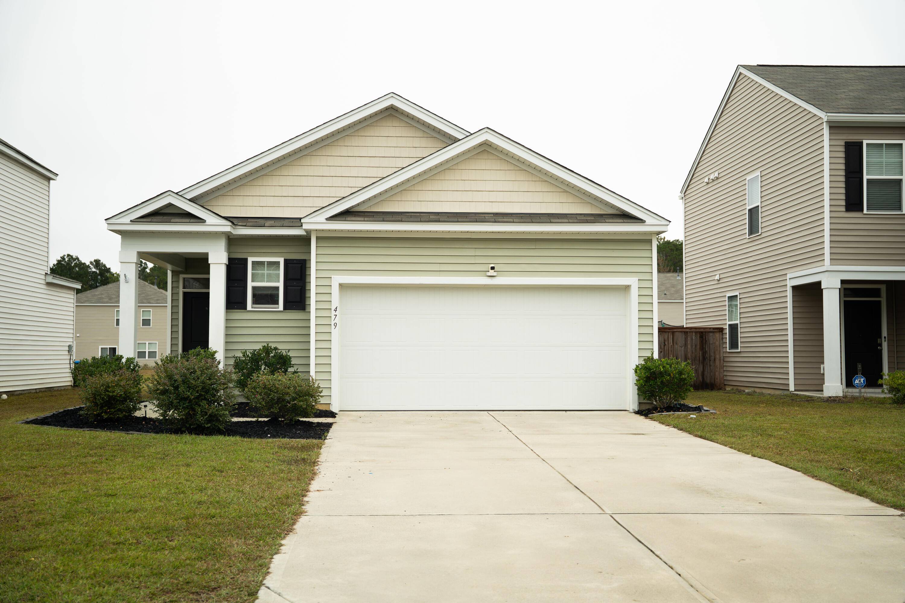 Summerville, SC 29486,479 Cedarview Rd