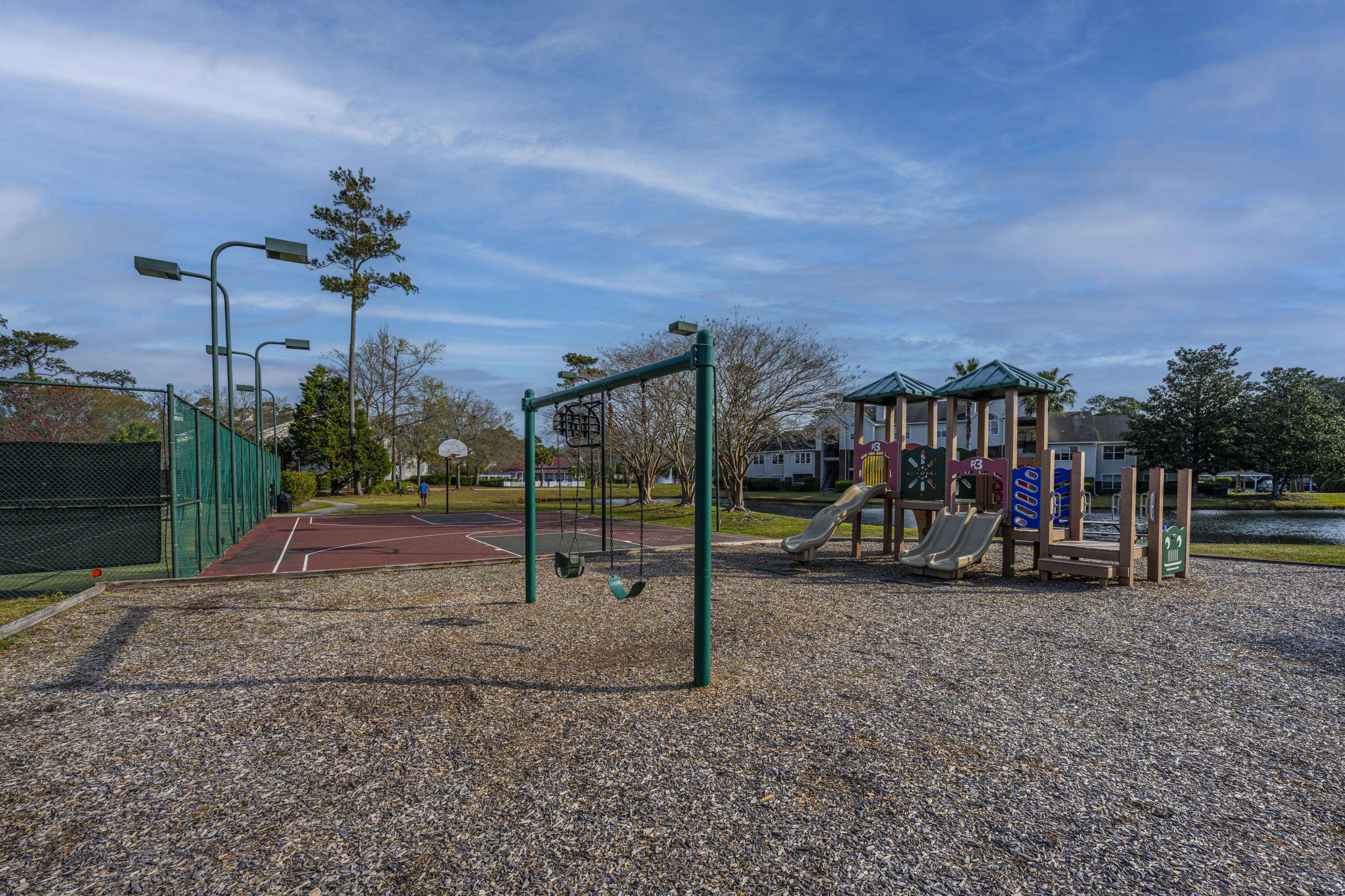 Mount Pleasant, SC 29466,2011 N. Highway 17 #2200 O