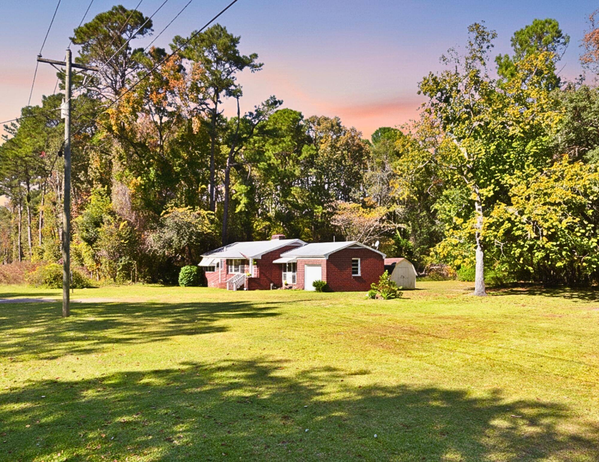 Cottageville, SC 29435,11575 Cottageville Hwy