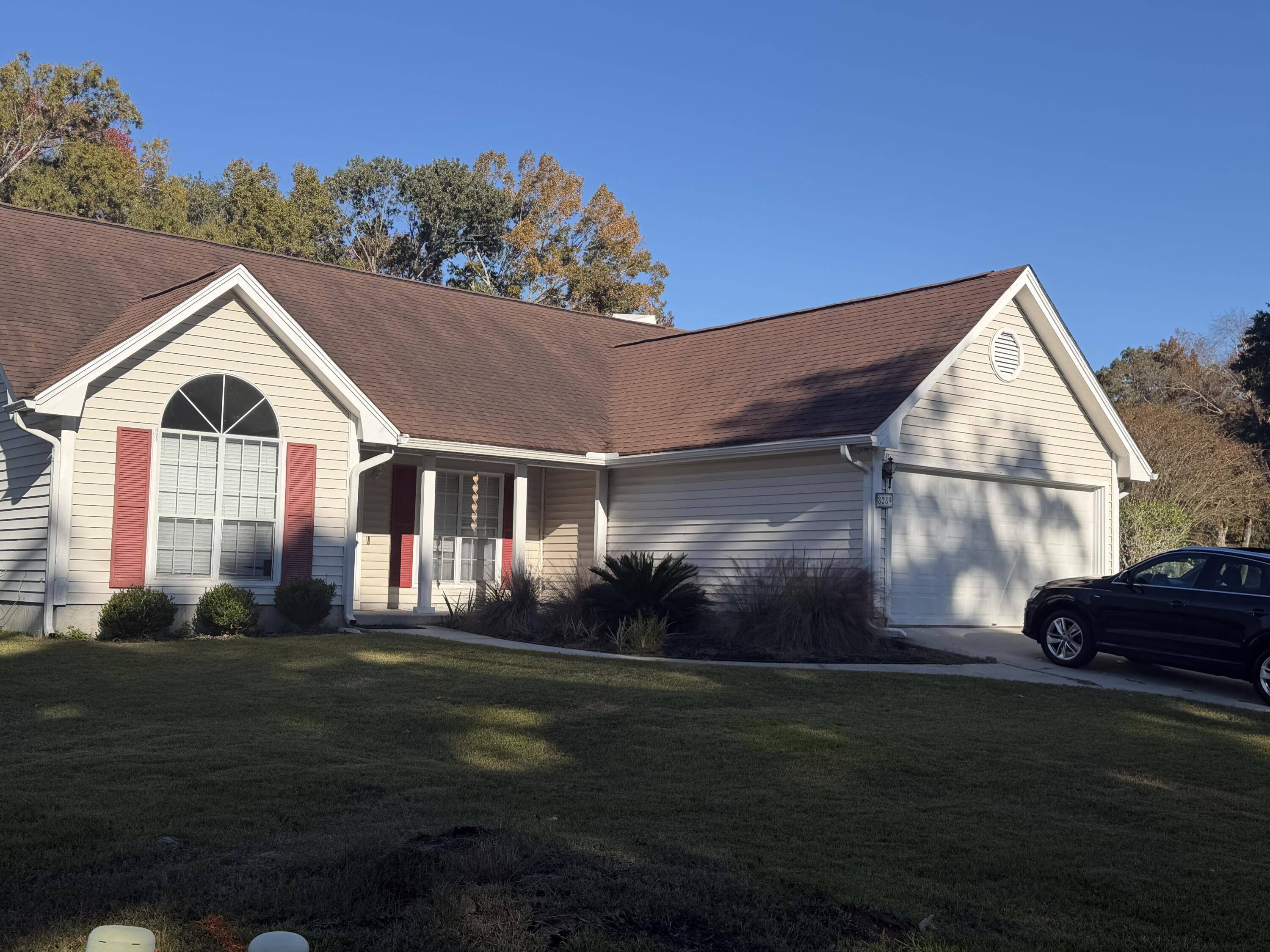 North Charleston, SC 29418,8289 Longridge Rd