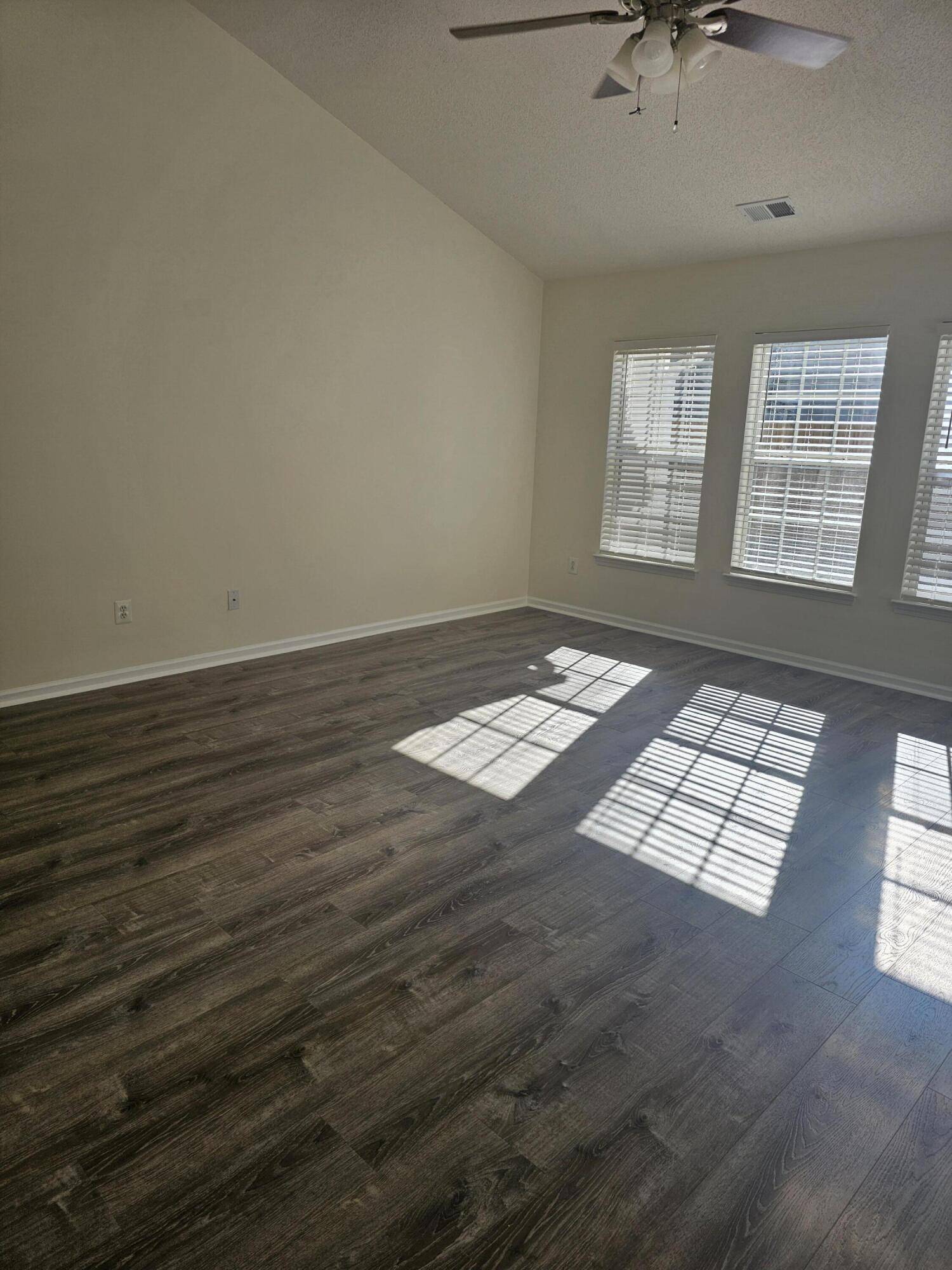 Summerville, SC 29486,1424 Pinethicket Dr