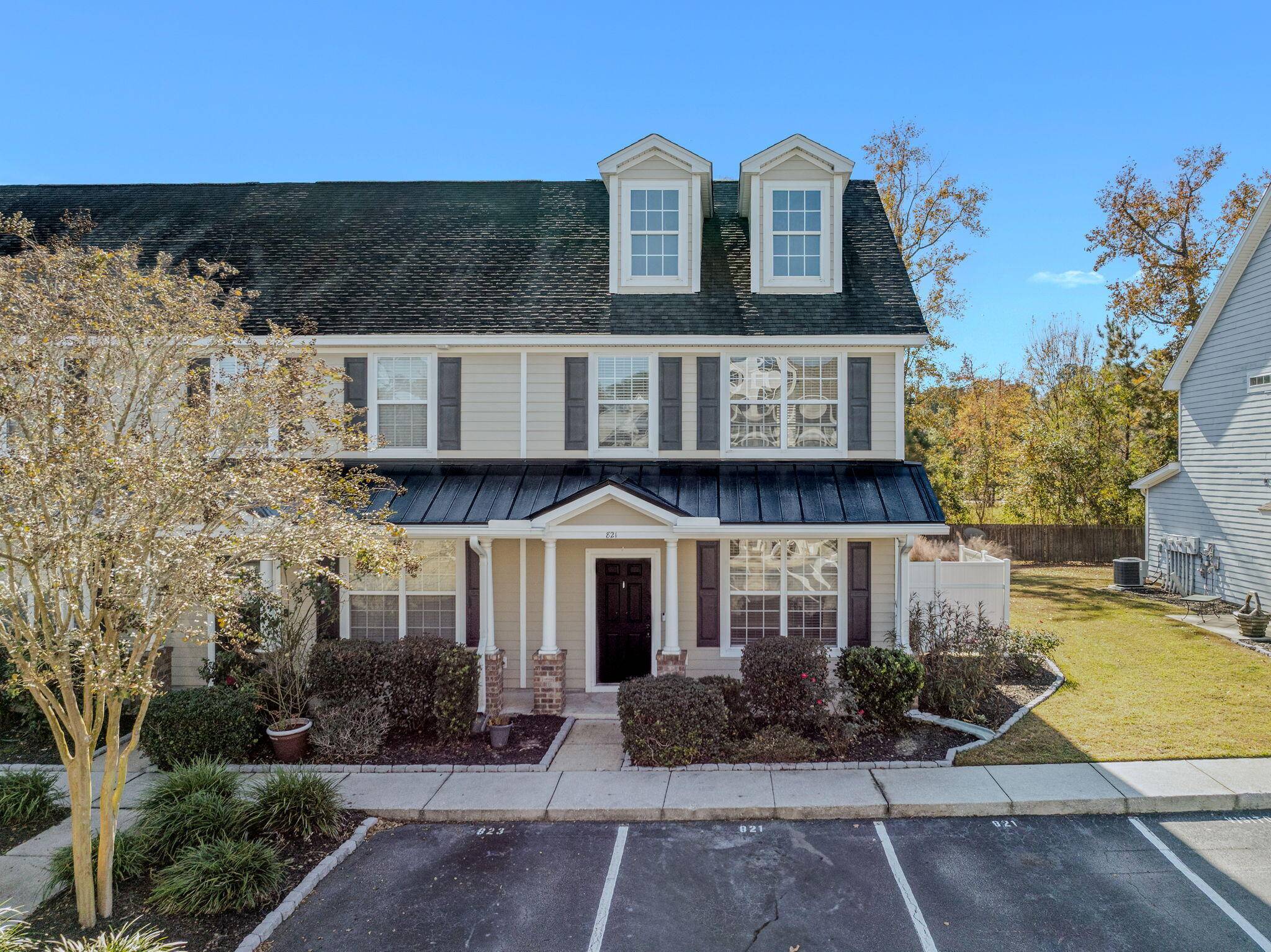 Summerville, SC 29483,821 Hemingway Cir