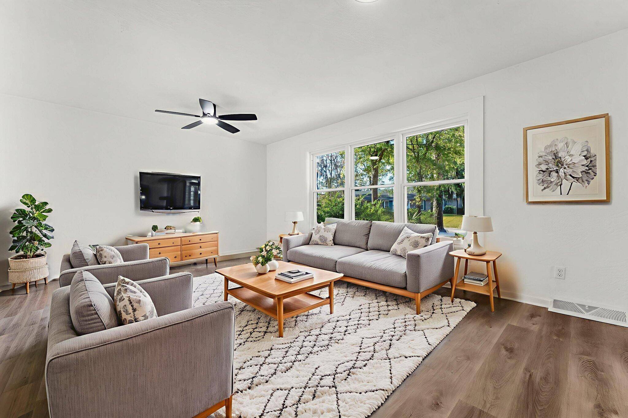 Summerville, SC 29485,325 Fairington Dr