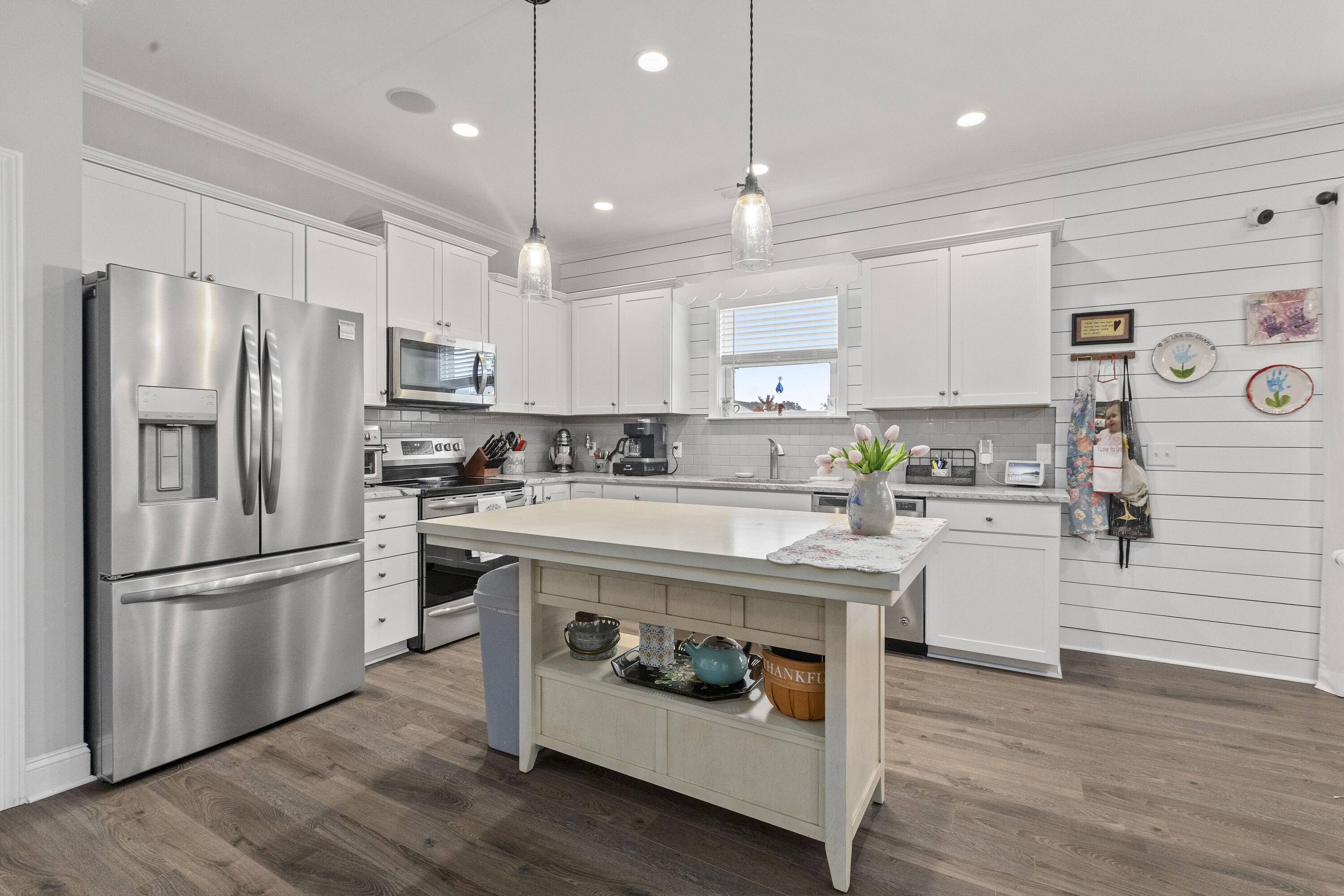 Summerville, SC 29486,177 Hayworth Rd