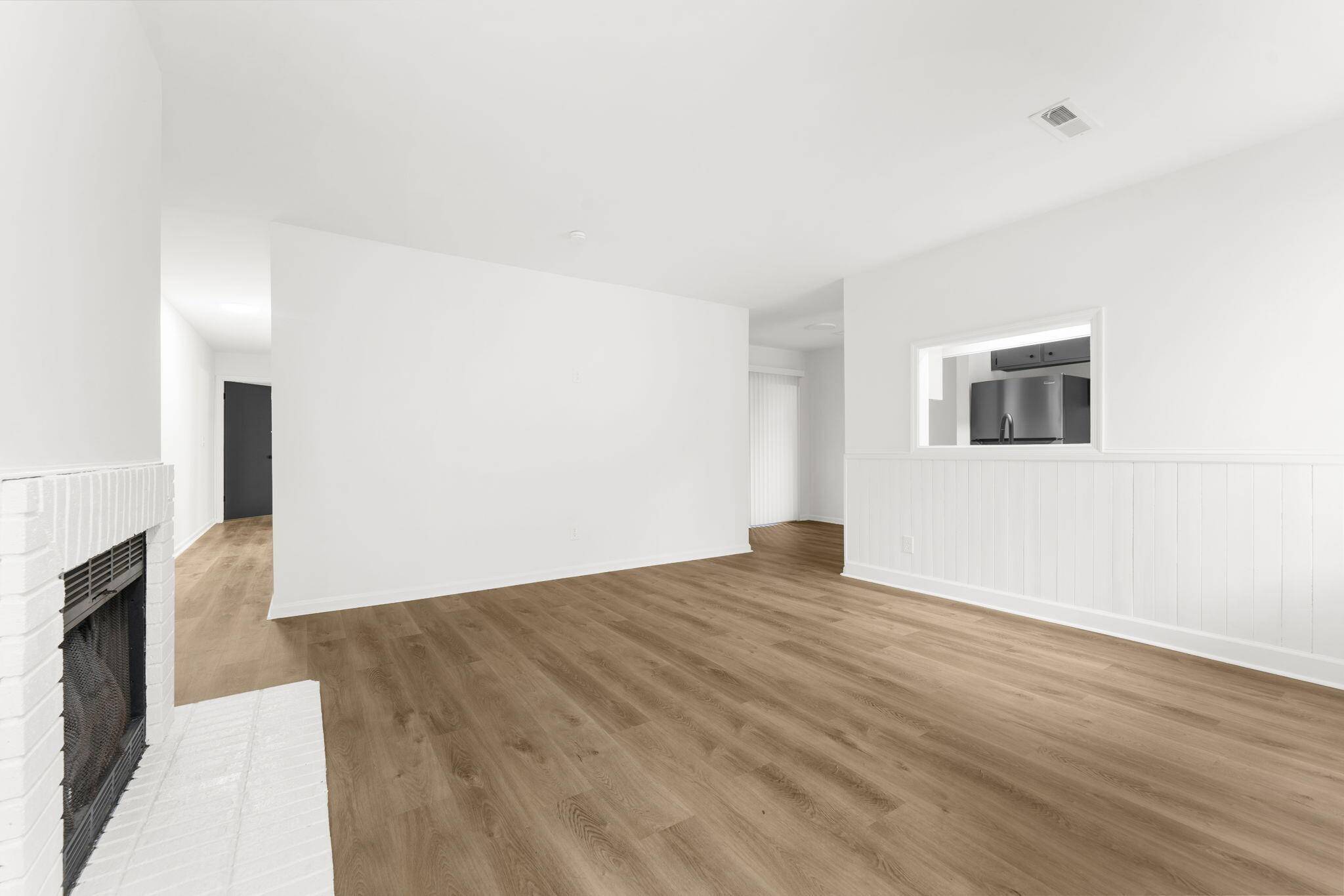 North Charleston, SC 29420,182 Dorchester Manor Blvd #A&B