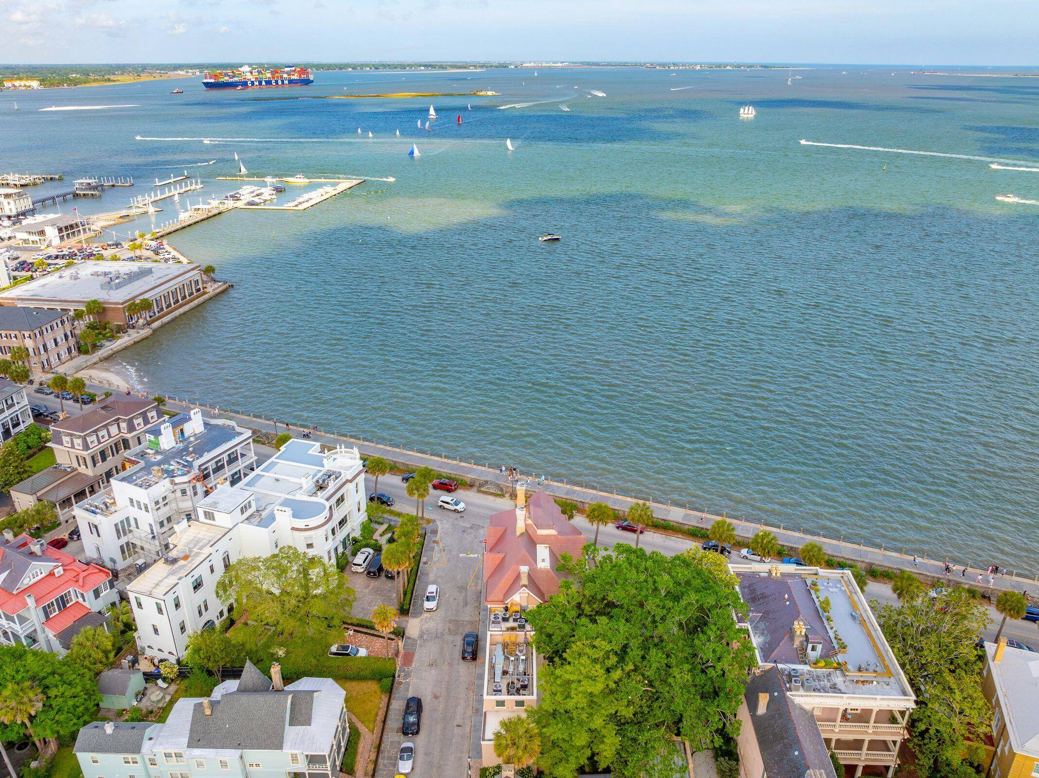 Charleston, SC 29401,25 East Battery St