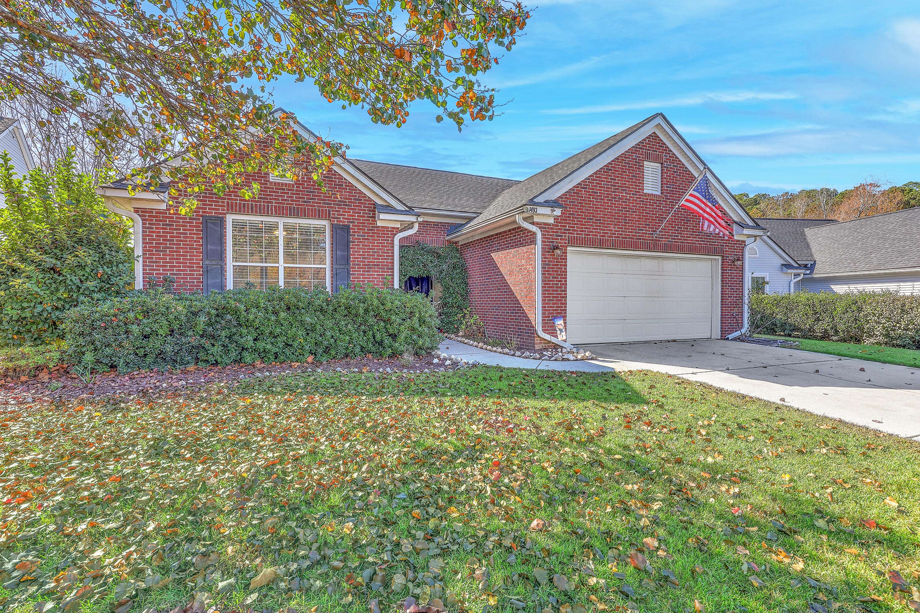 Mount Pleasant, SC 29466,1493 Clarendon Way