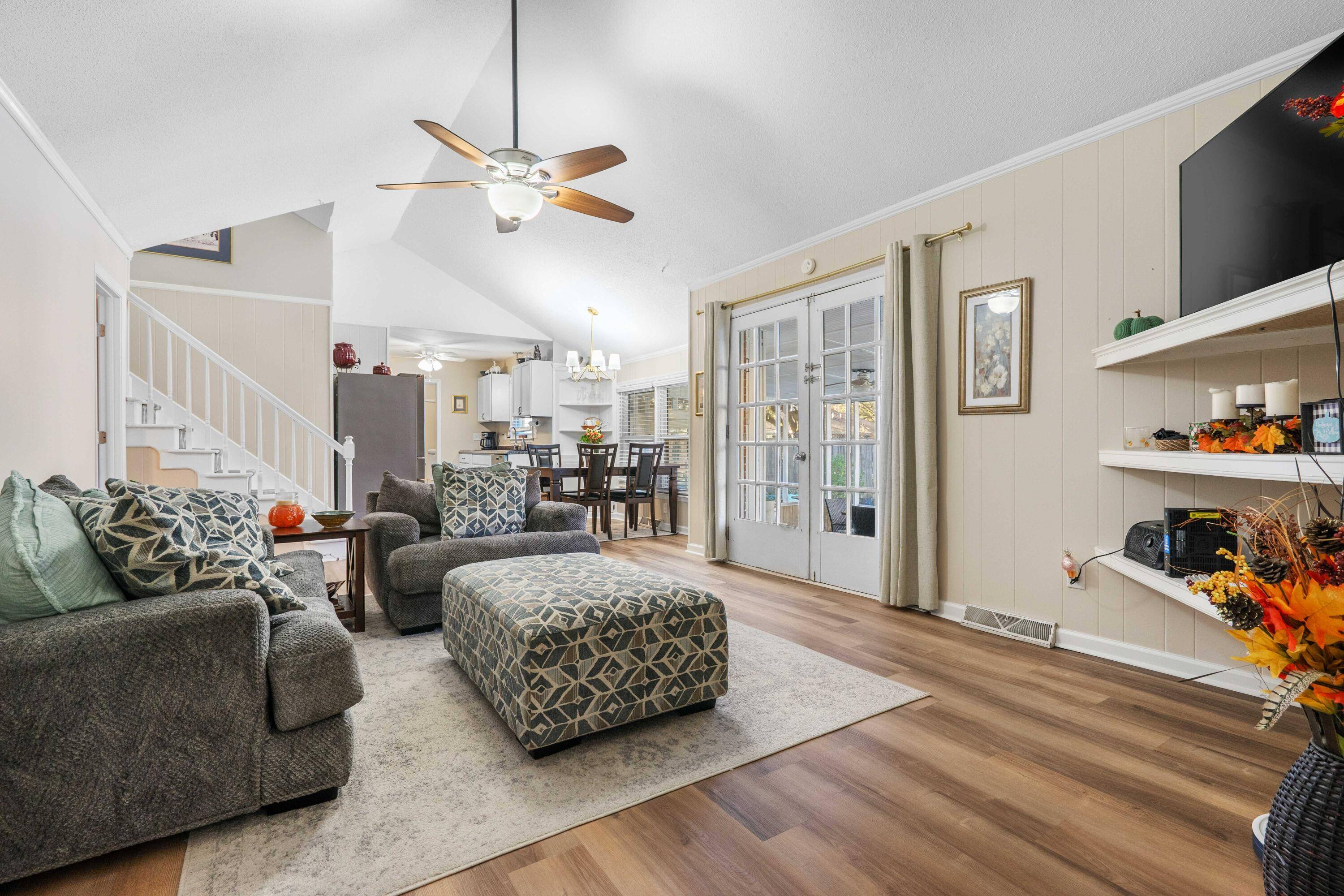 Summerville, SC 29483,111 Sandtrap Rd