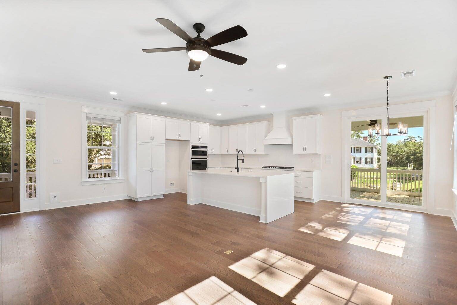 Awendaw, SC 29429,1014 Capersview Ct