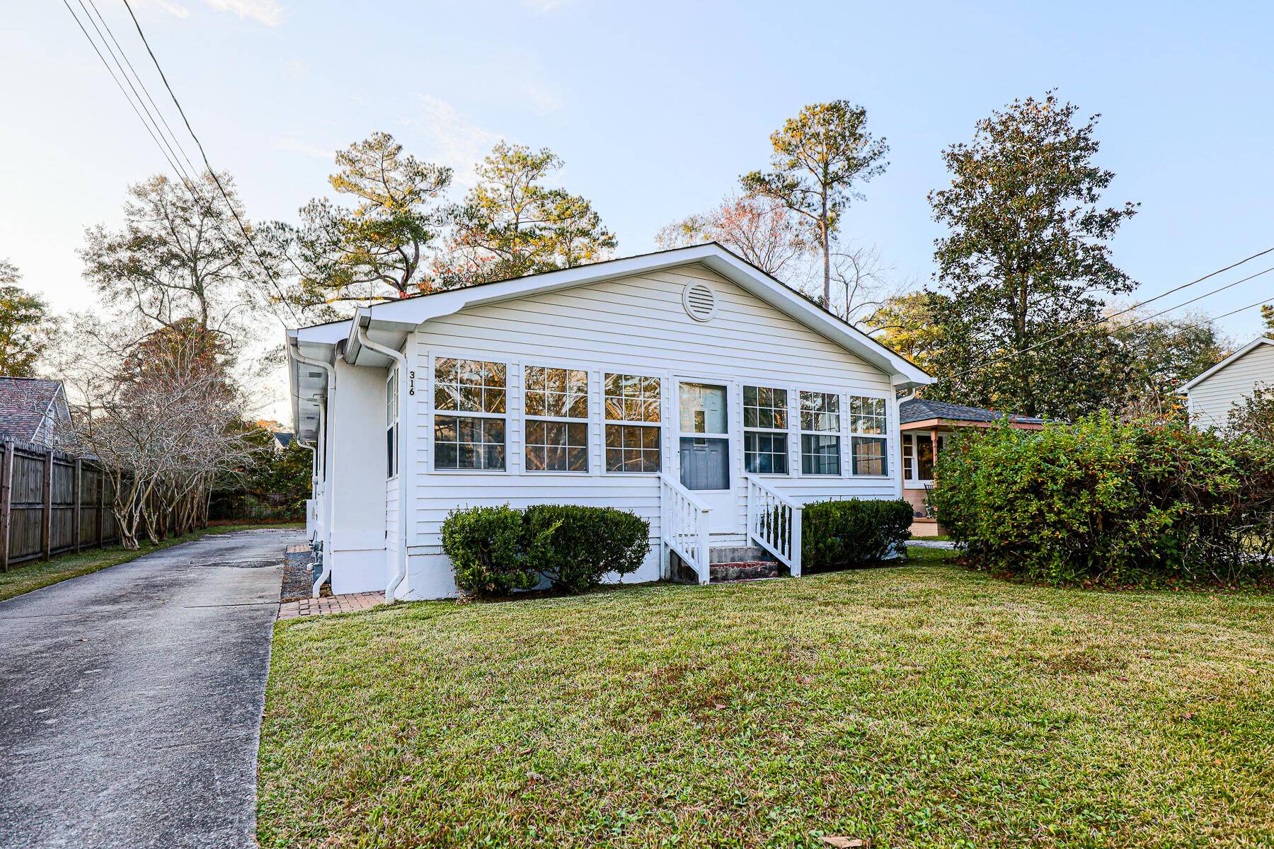 Summerville, SC 29483,316 Simmons Ave