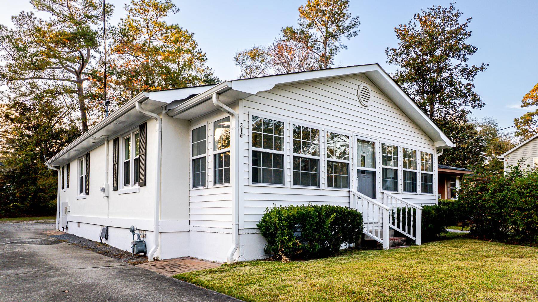 Summerville, SC 29483,316 Simmons Ave