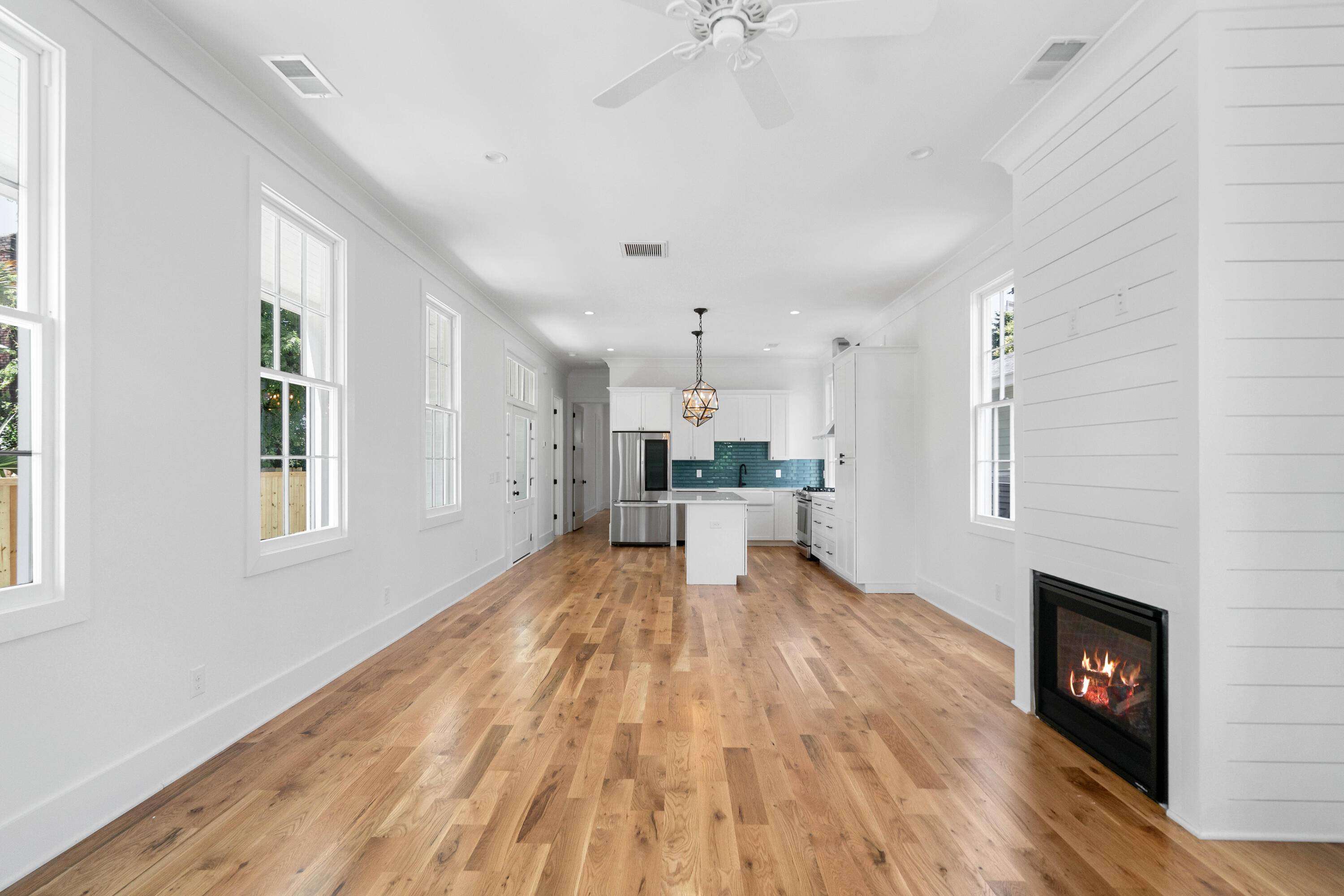 Charleston, SC 29403,34 Lenox St