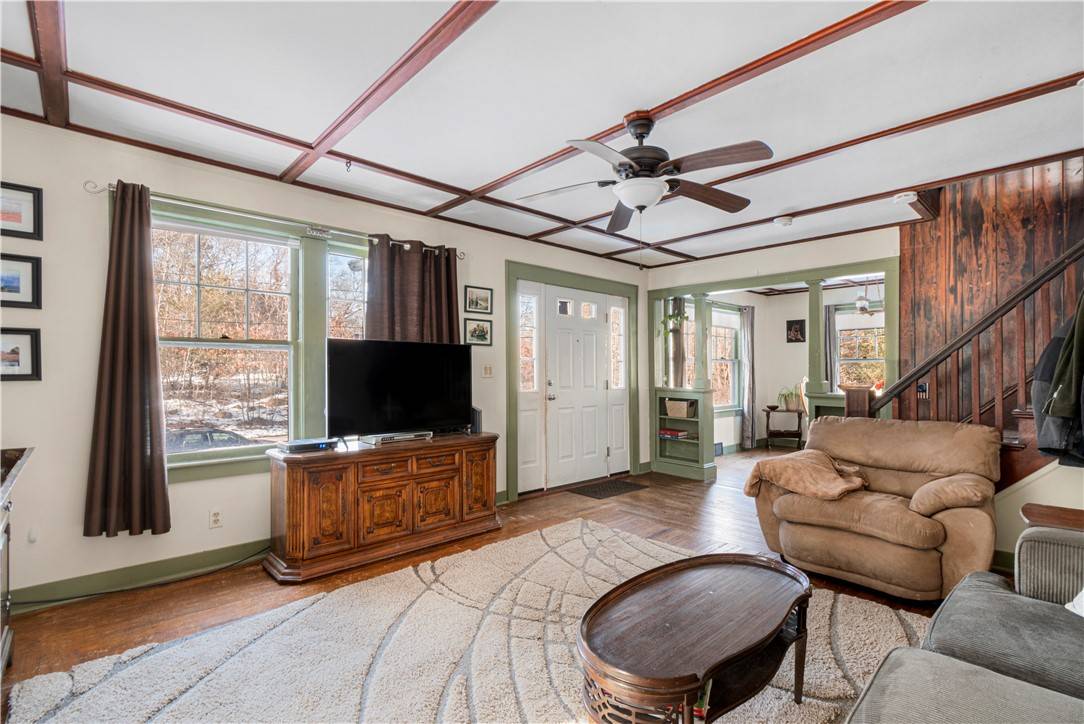 Westerly, RI 02891,23 Old Post RD
