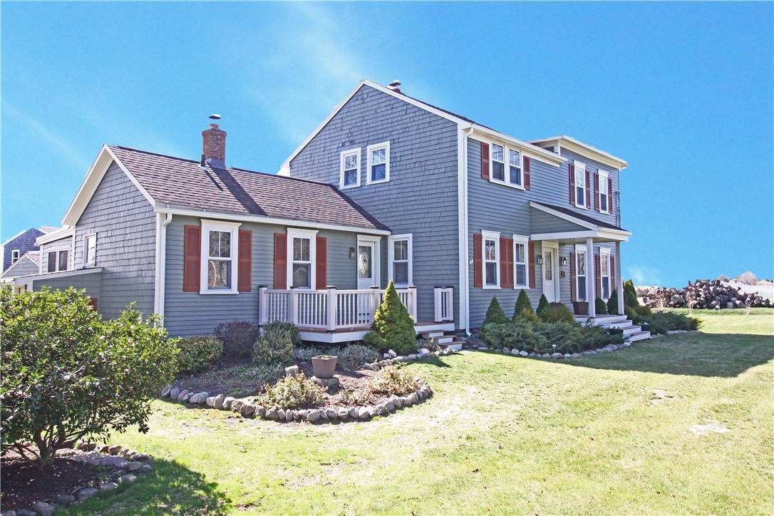 Middletown, RI 02842,481 Oliphant LN