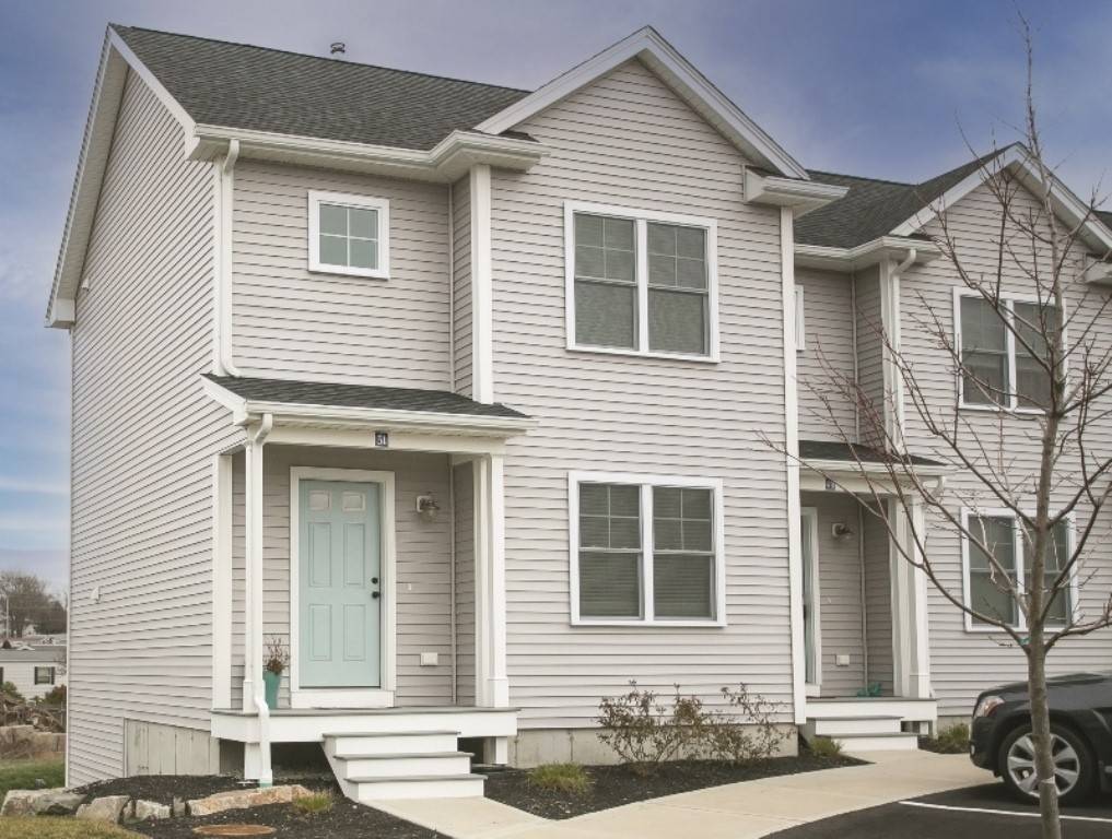 Middletown, RI 02840,49 Mariner WAY