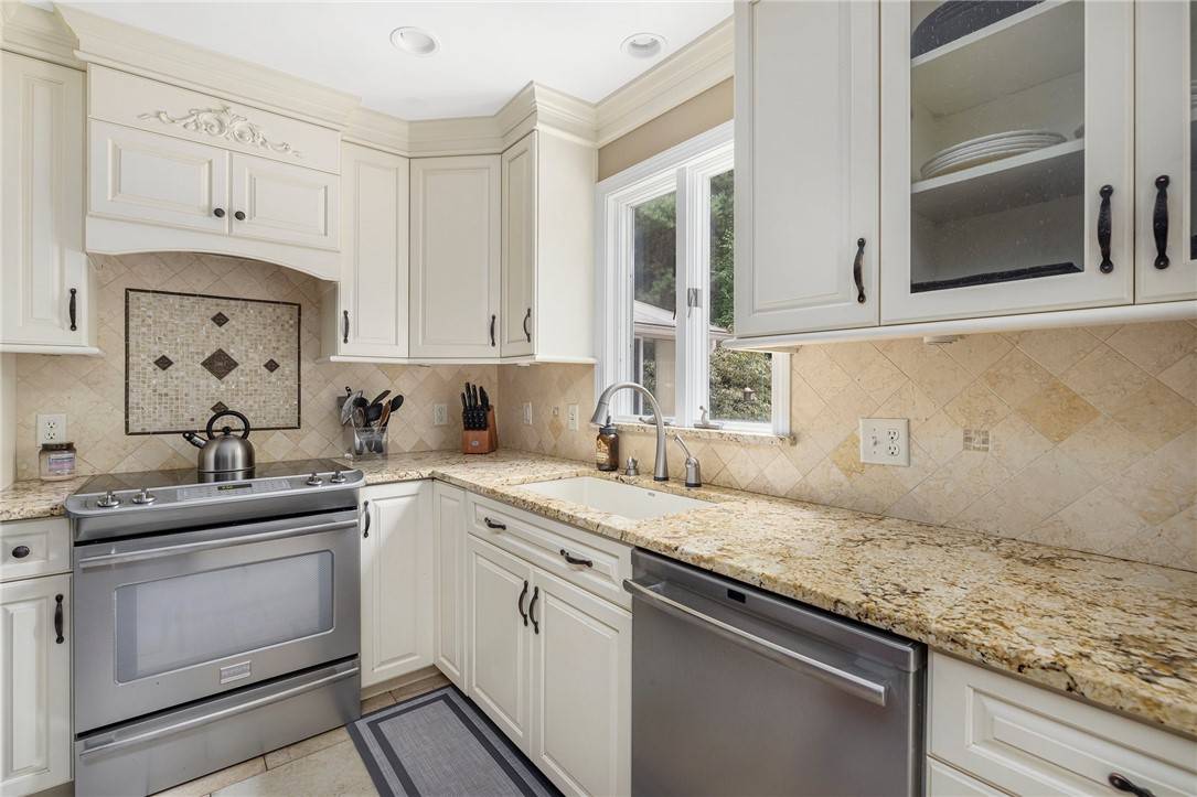 Hopkinton, RI 02832,38 Lisa LN