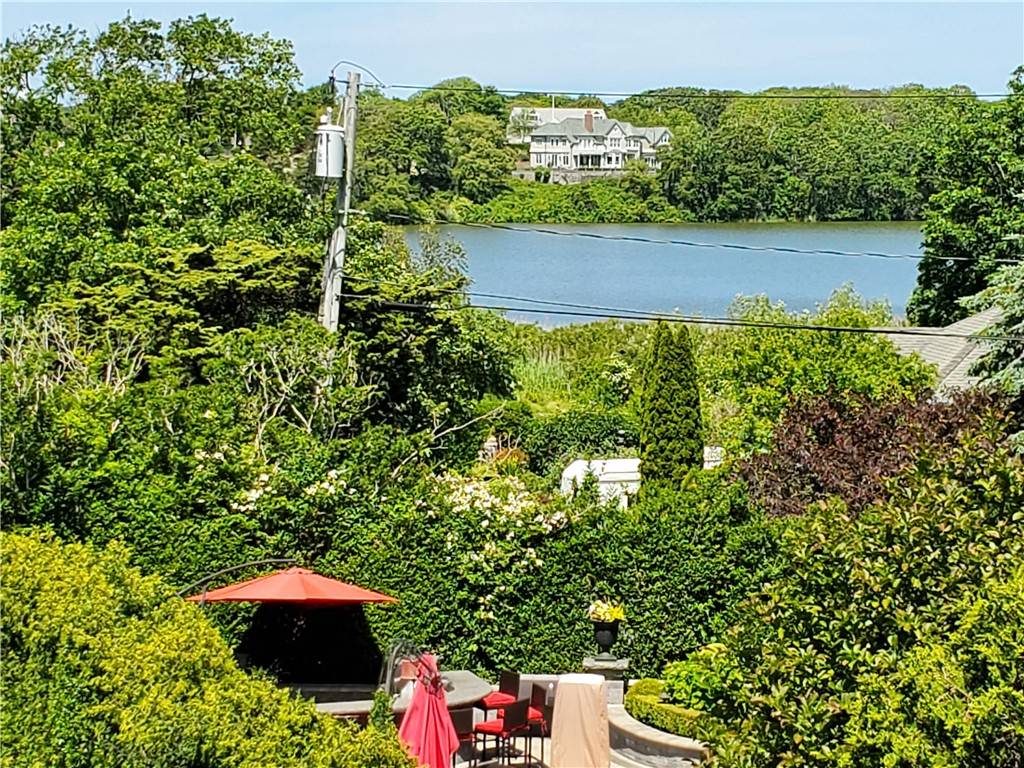 Newport, RI 02840,3 Ledge RD