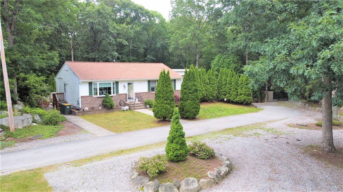 Smithfield, RI 02917,30 Julien ST