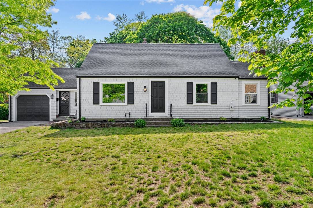 Warwick, RI 02889,161 Sunny Cove DR