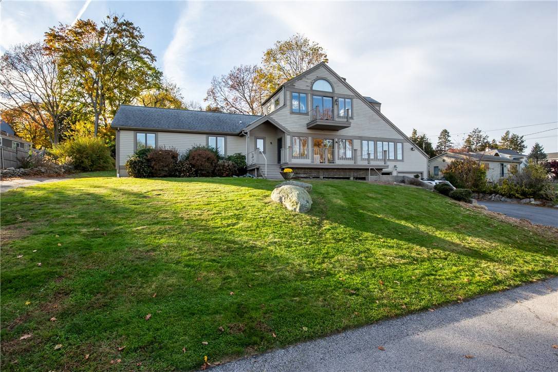Warren, RI 02885,58 Overhill RD